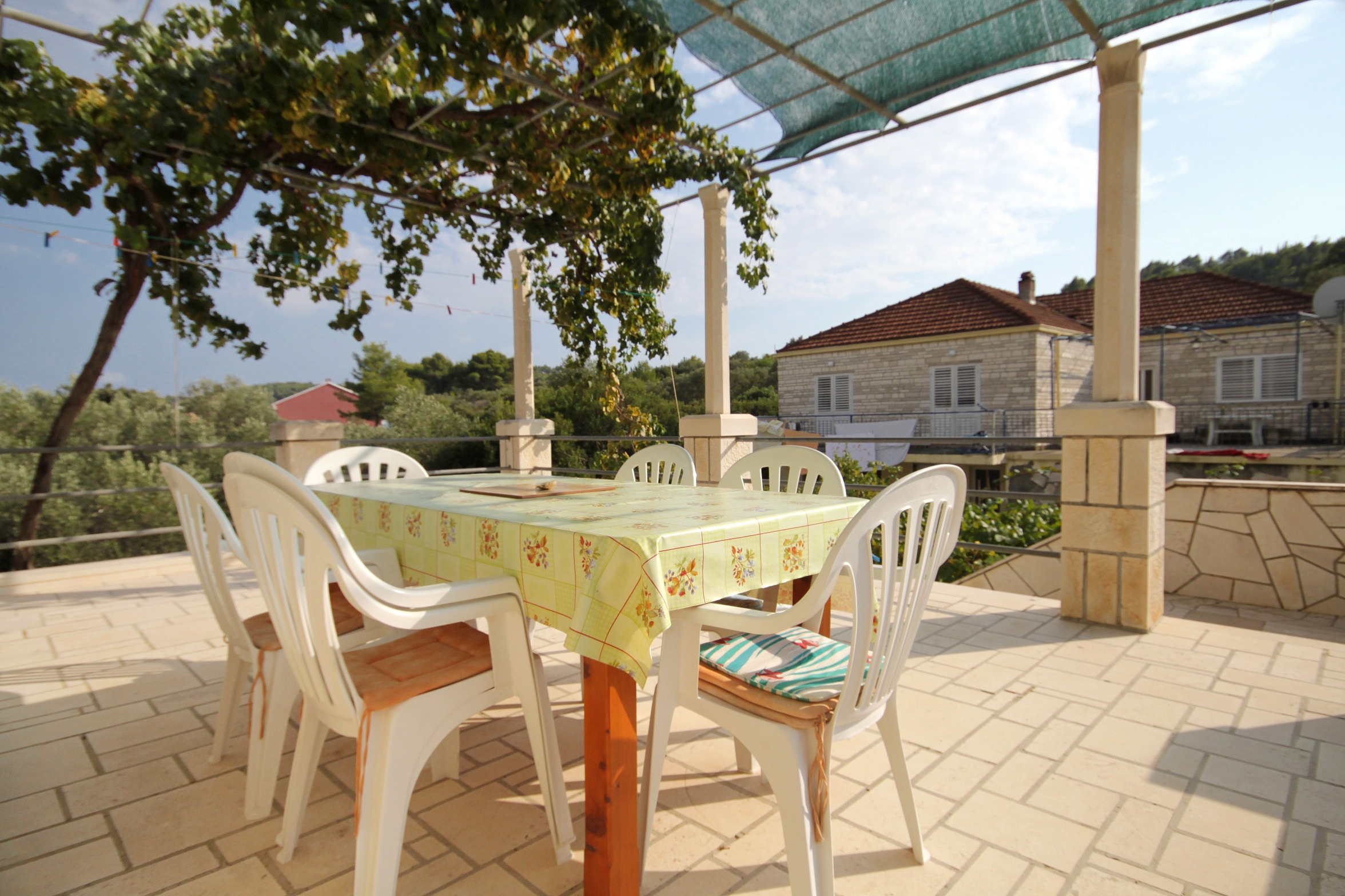 Štirisobni apartma S teraso in pogledom na morje Lumbarda, Korčula  A-a