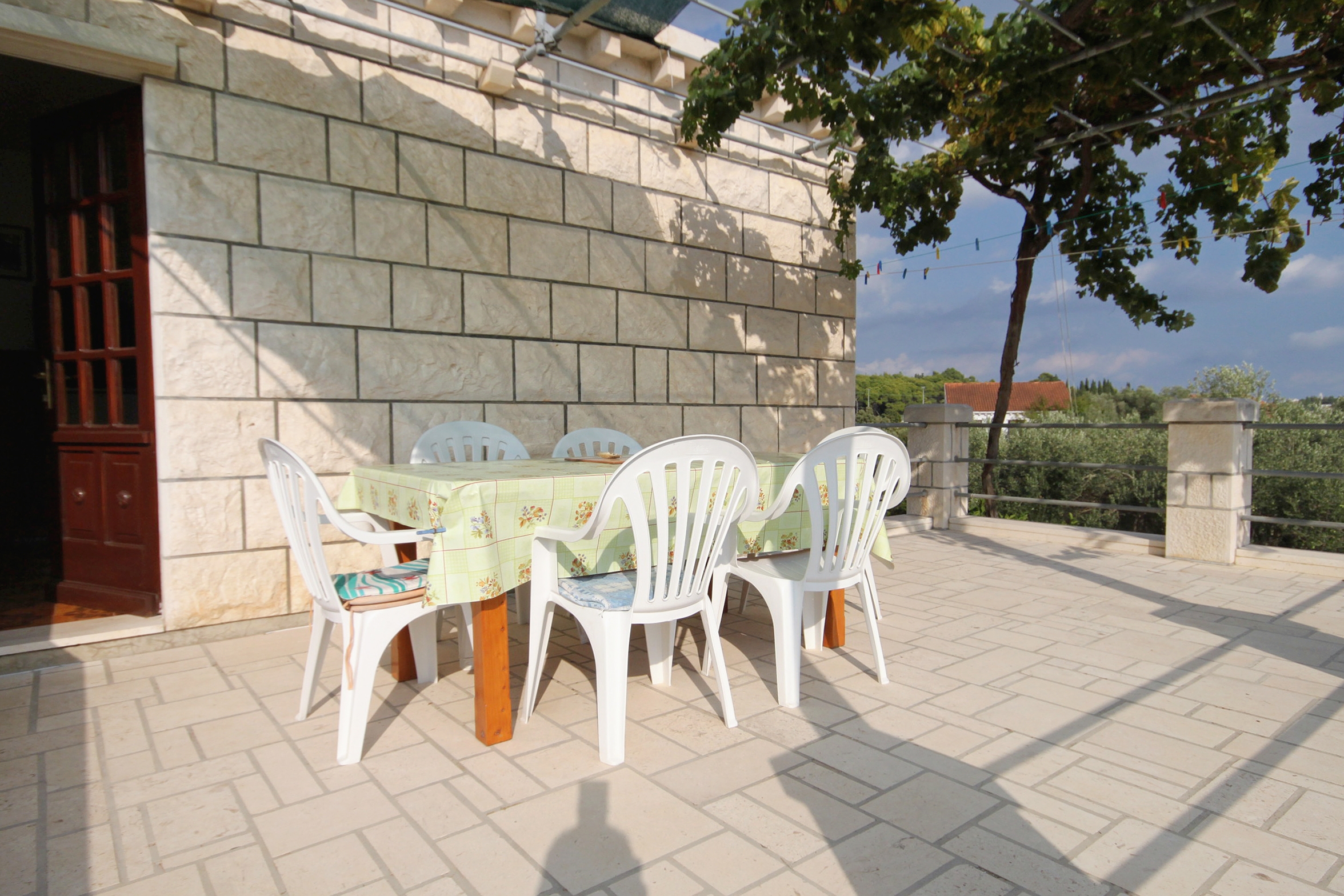 Four bedroom apartment with terrace and sea view Lumbarda, Korčula  A-a