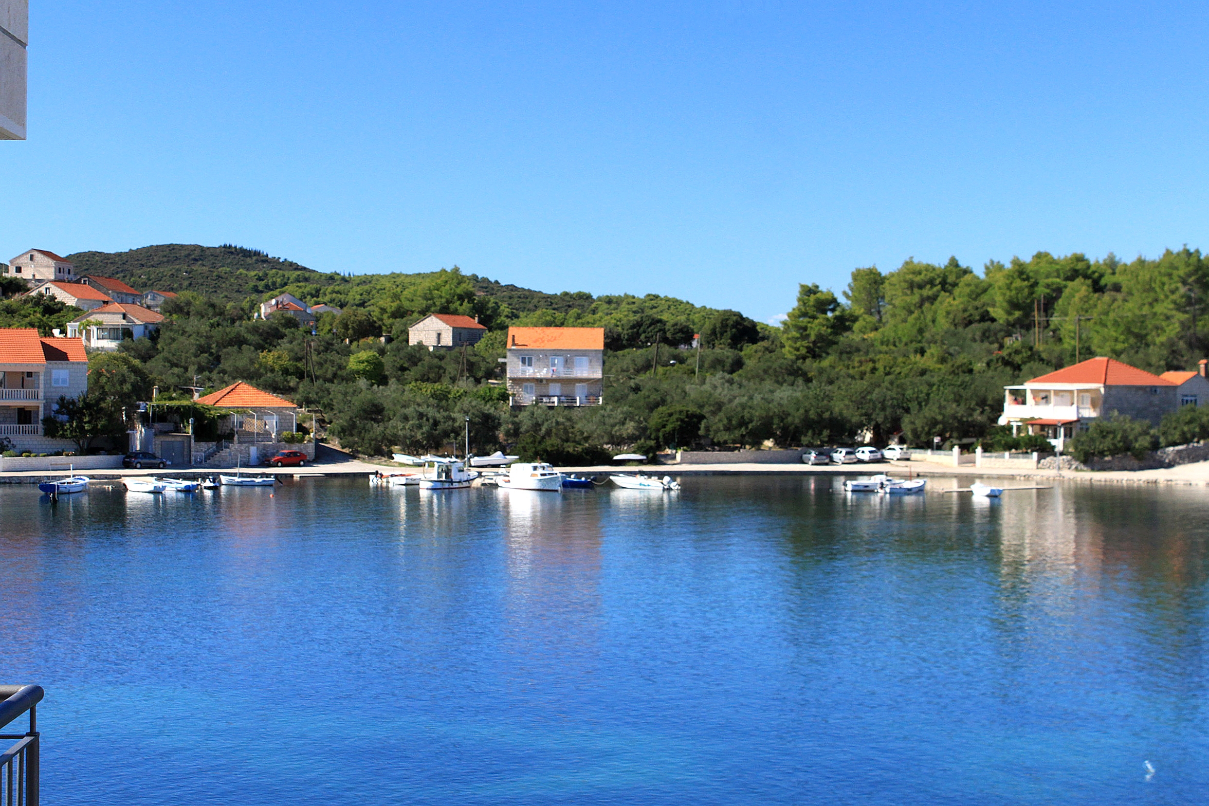 One bedroom apartment near beach Lumbarda, Korčula  A-a