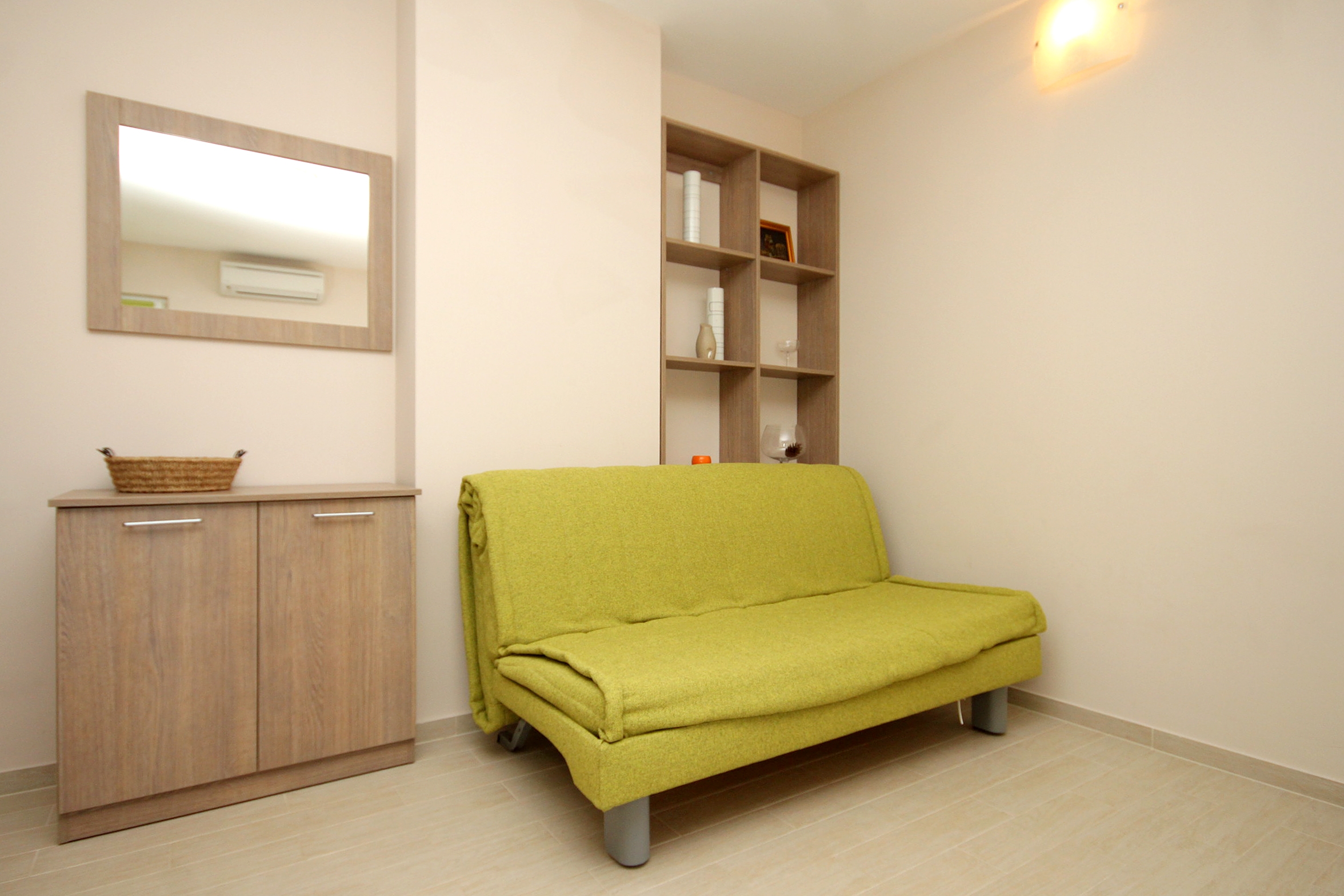 One bedroom apartment near beach Lumbarda, Korčula (A-9303-a)