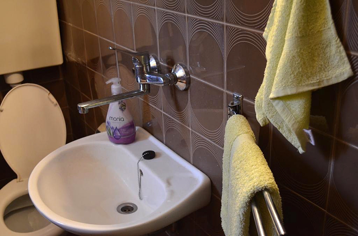Two bedroom apartment with terrace Korčula  A-b