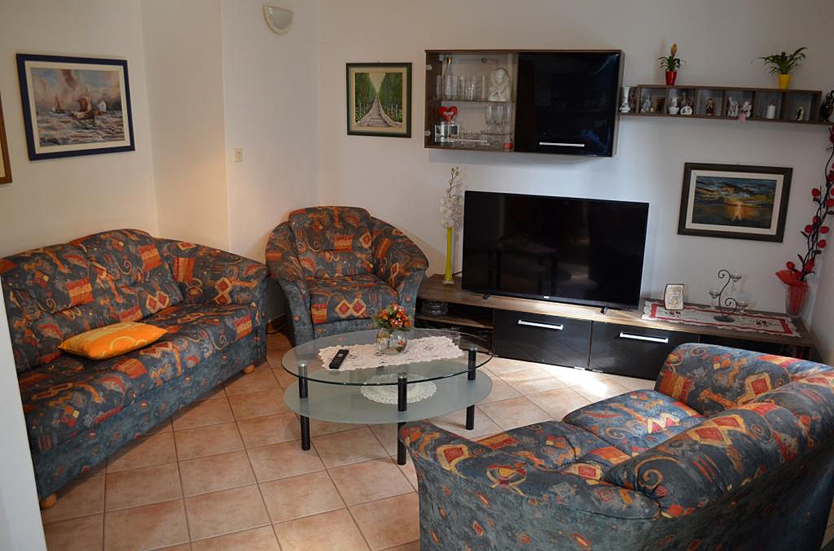 Two bedroom apartment with terrace Korčula (A-9306-b) Two bedroom apartment with terrace Korčula (A-9306-b)