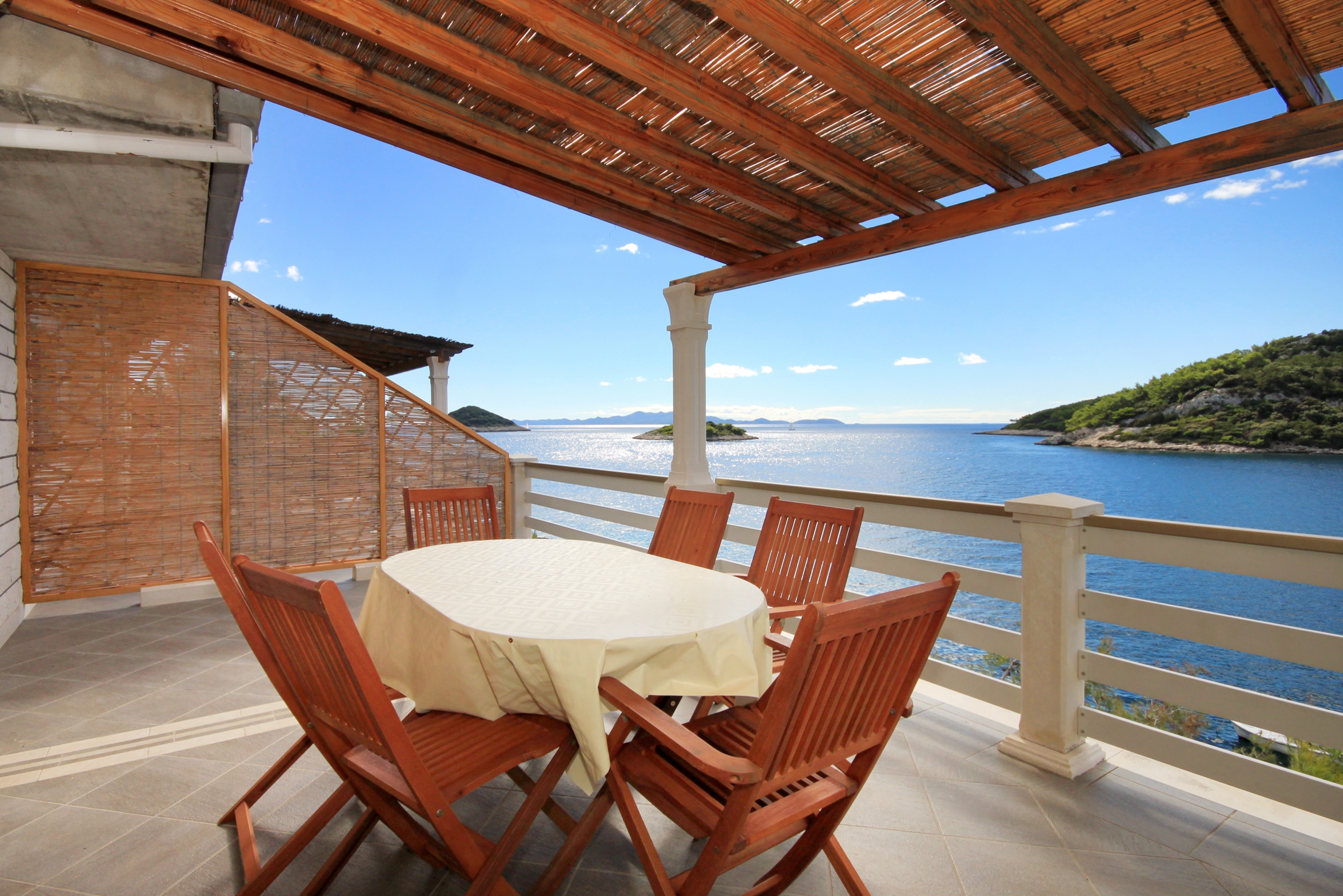 Two bedroom apartment near beach Karbuni, Korčula  A-a