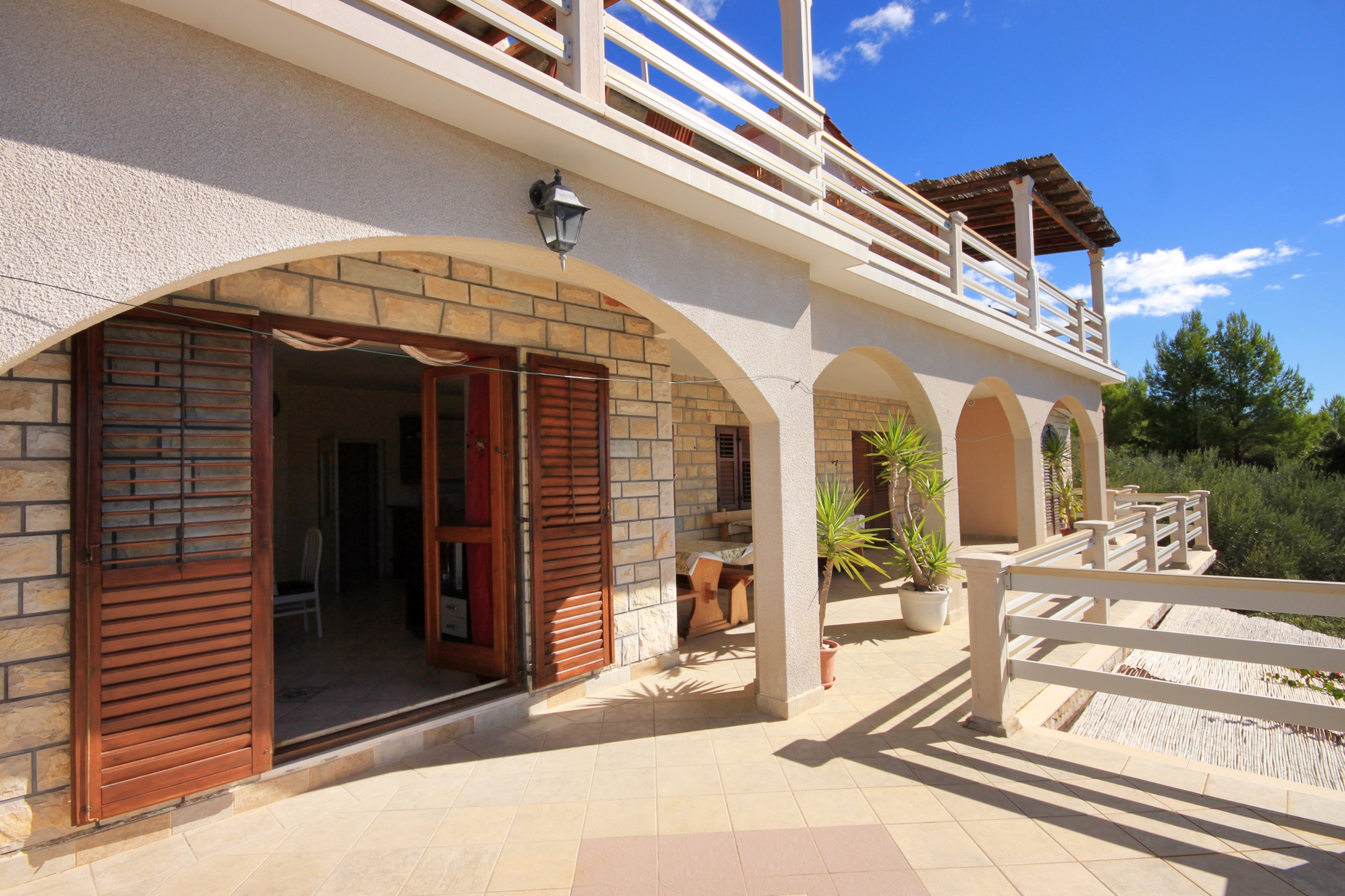 Two bedroom apartment near beach Karbuni, Korčula  A-b