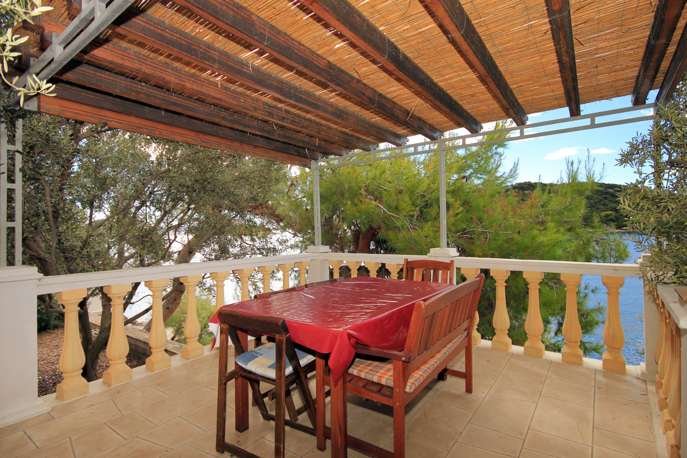 Studio flat near beach Karbuni, Korčula (AS-9308-a) Studio flat near beach Karbuni, Korčula (AS-9308-a)