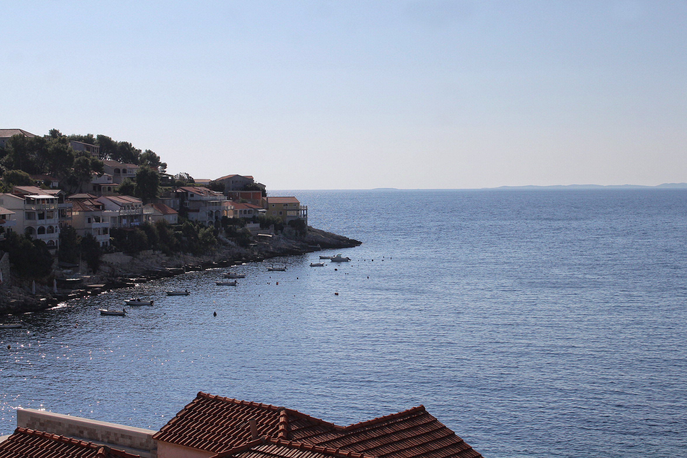 Two bedroom apartment near beach Zavalatica, Korčula  A-a