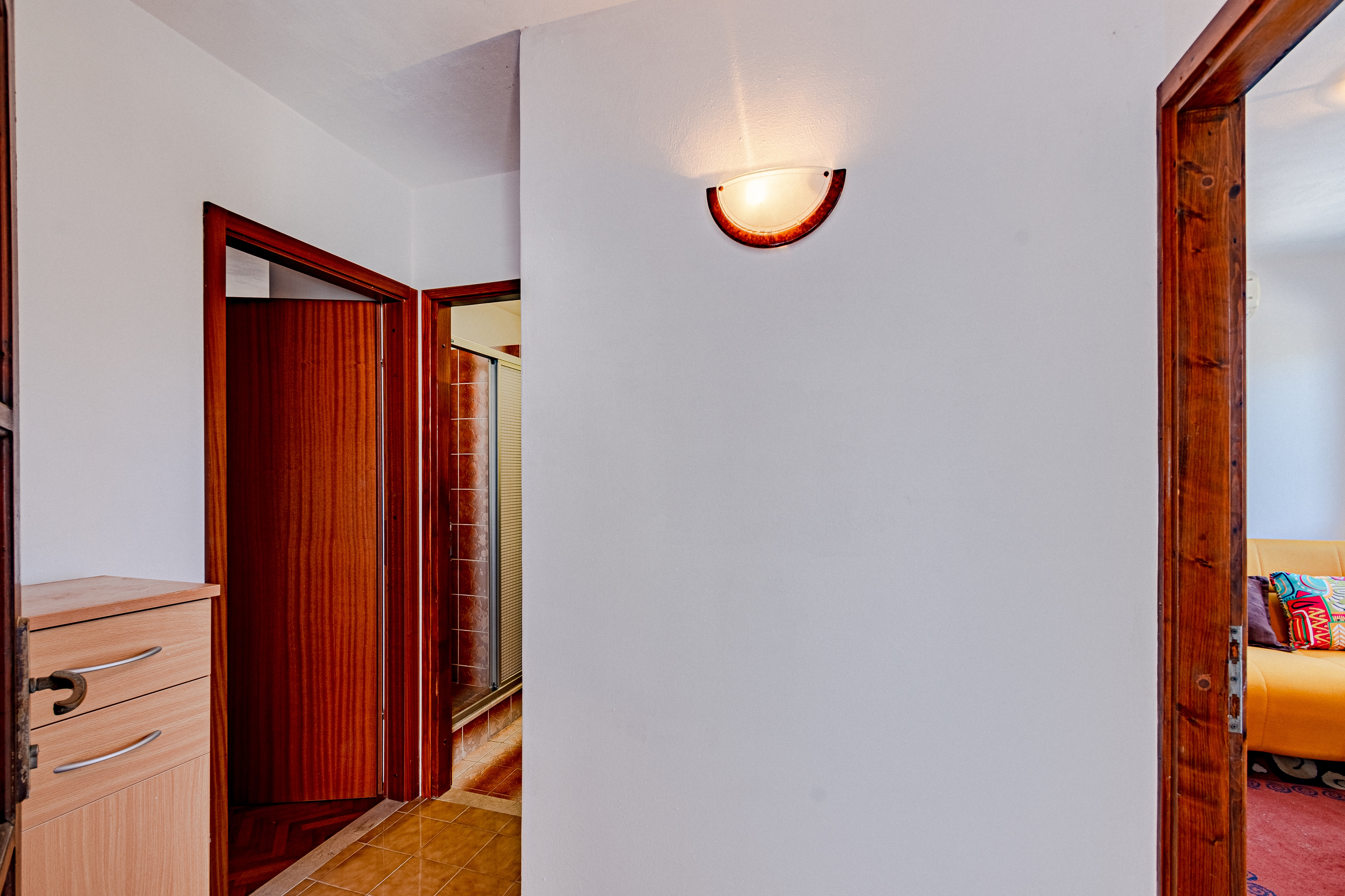 One bedroom apartment with balcony and sea view Tri Žala, Korčula  A-b