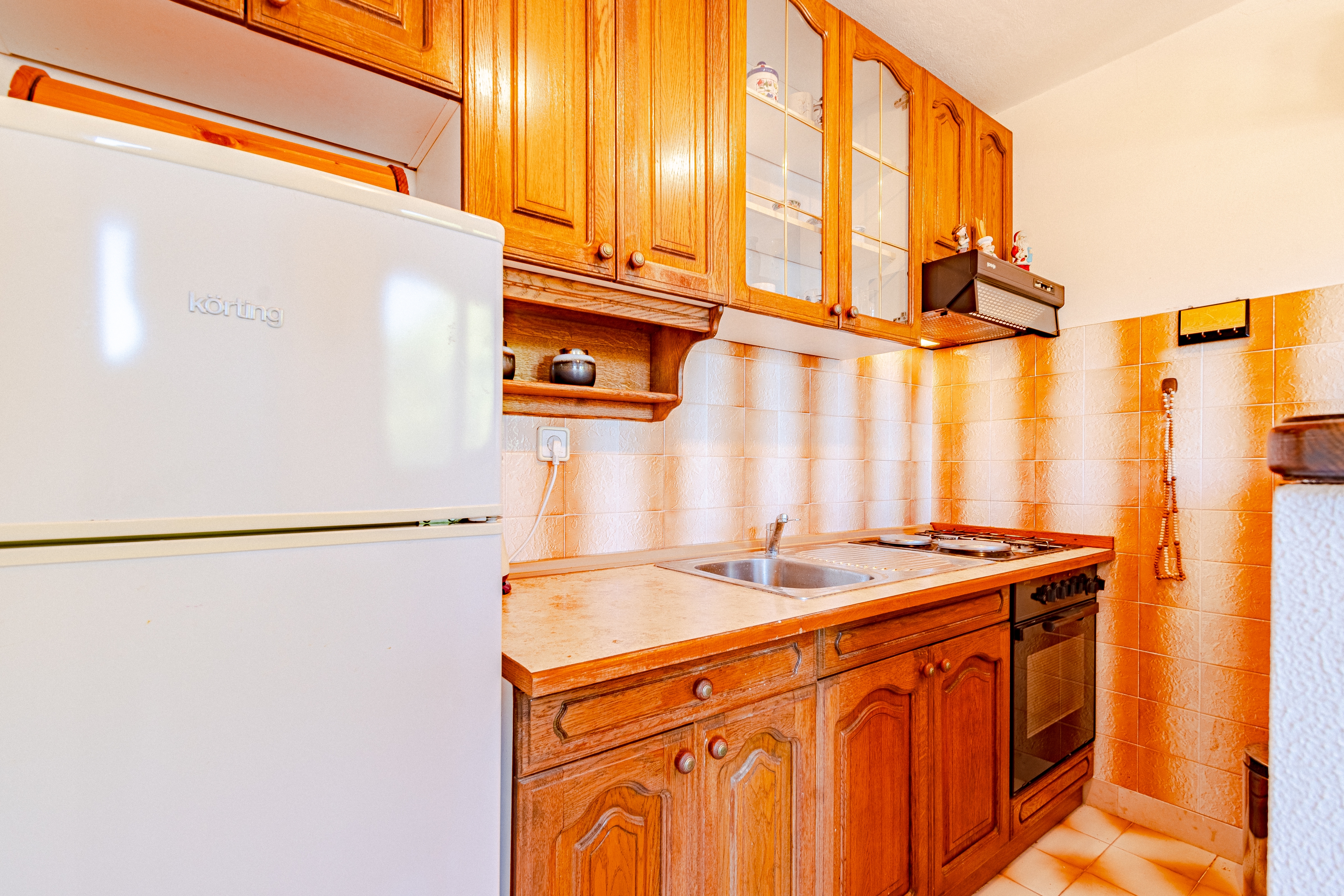 One bedroom apartment with balcony and sea view Tri Žala, Korčula  A-b