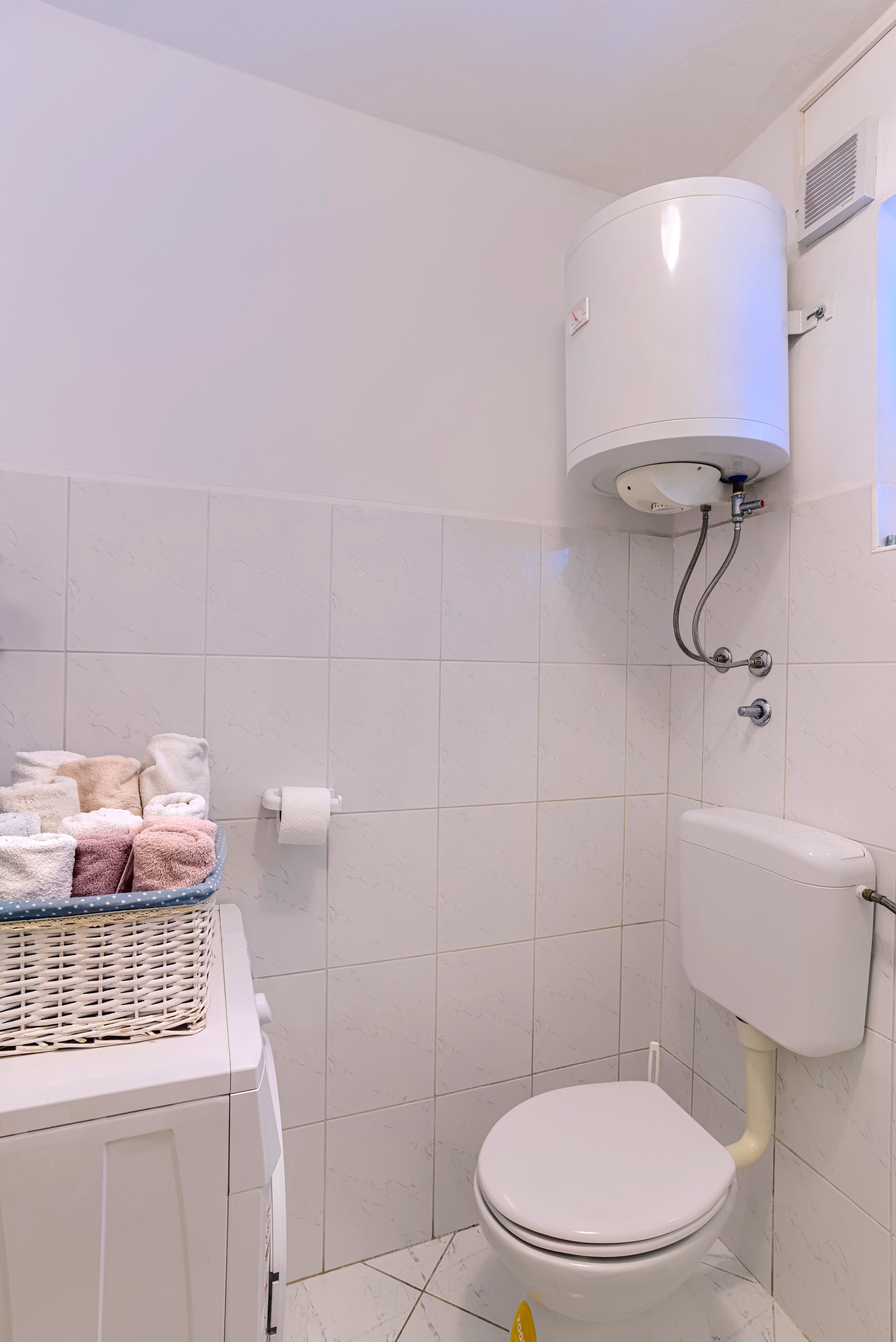 Two bedroom apartment near beach Korčula  A-c