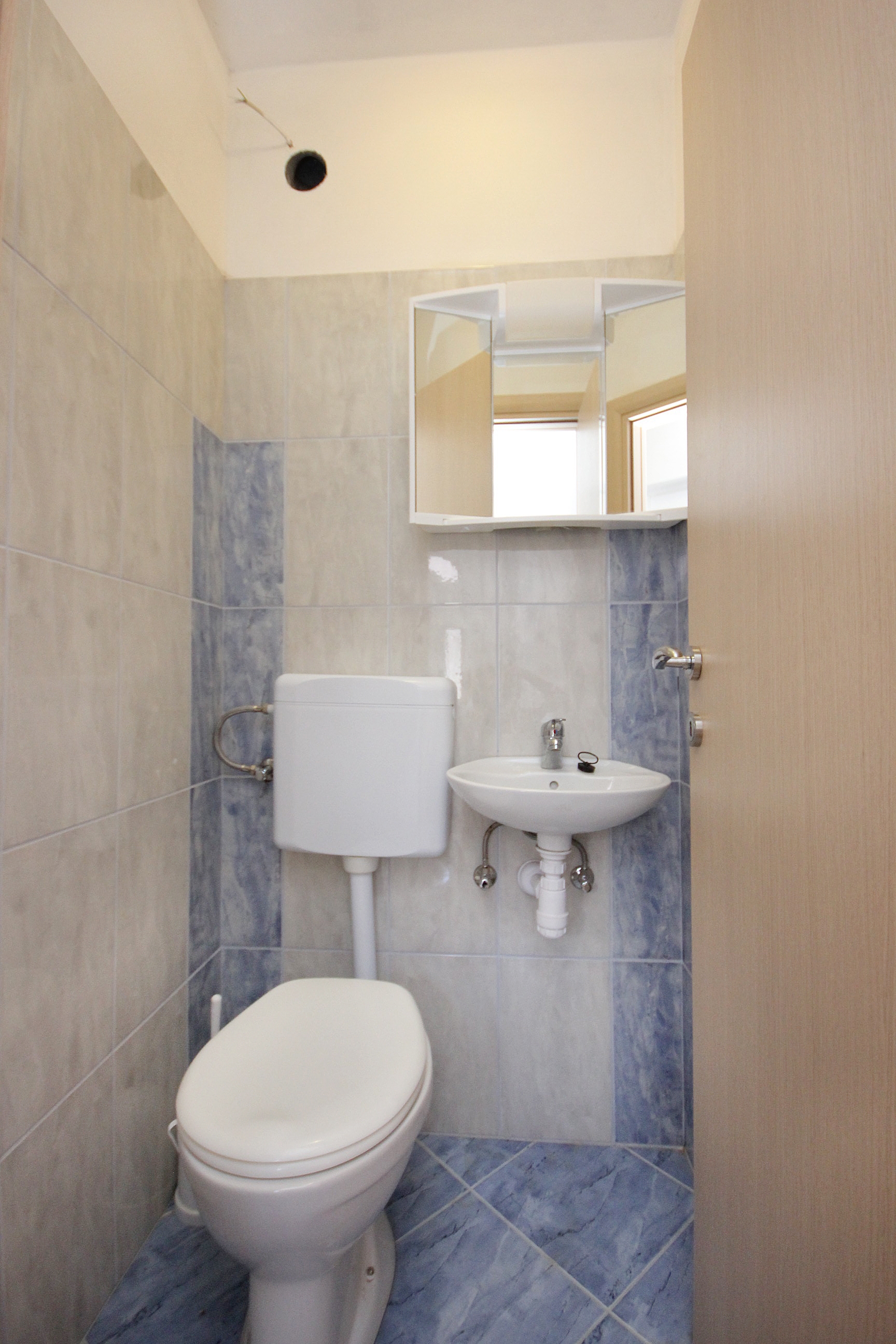 Two bedroom apartment with terrace and sea view Vlašići, Pag  A-a
