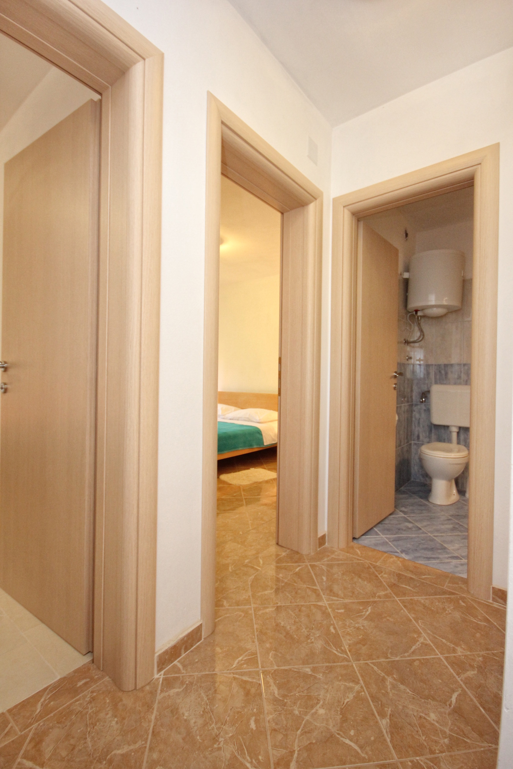 Two bedroom apartment with terrace and sea view Vlašići, Pag  A-a