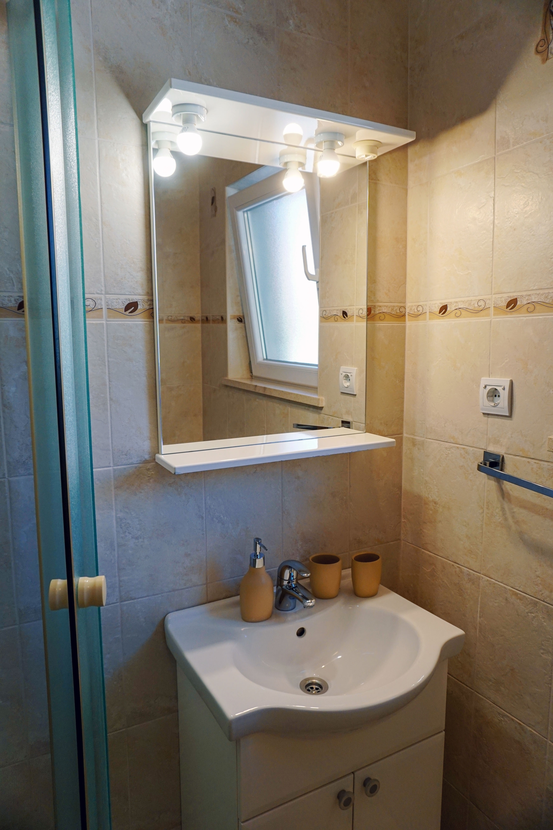 Two bedroom apartment near beach Lumbarda, Korčula  A-a