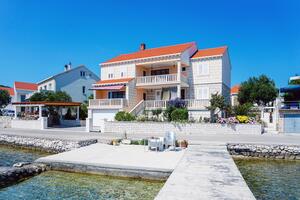 Apartments by the sea Lumbarda, Korcula - 9325