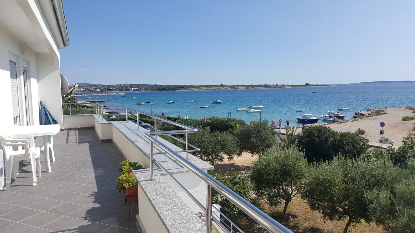 One bedroom apartment near beach Novalja, Pag (A-9326-a) One bedroom apartment near beach Novalja, Pag (A-9326-a)