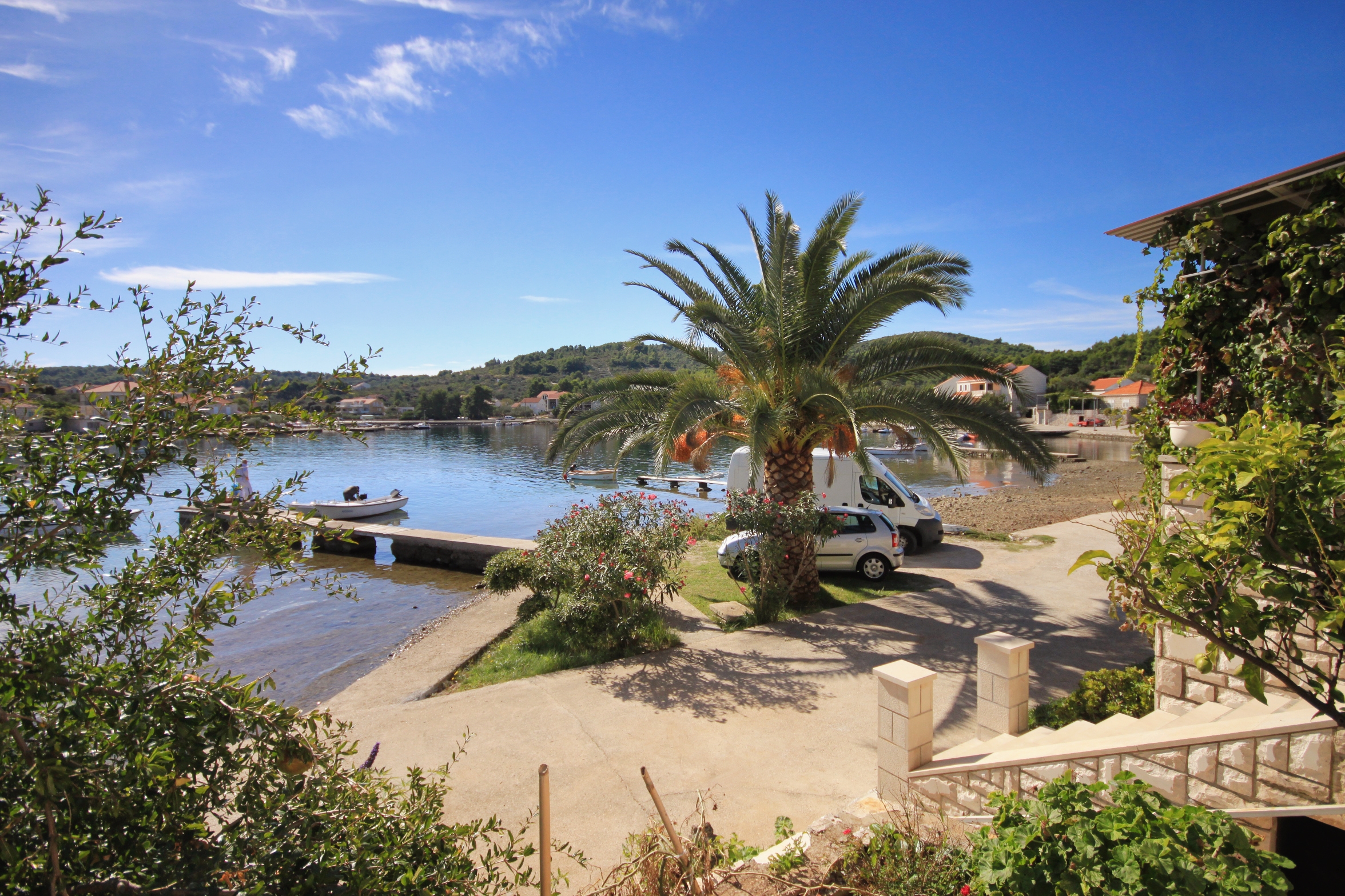 One bedroom apartment near beach Lumbarda, Korčula (A-9330-b)