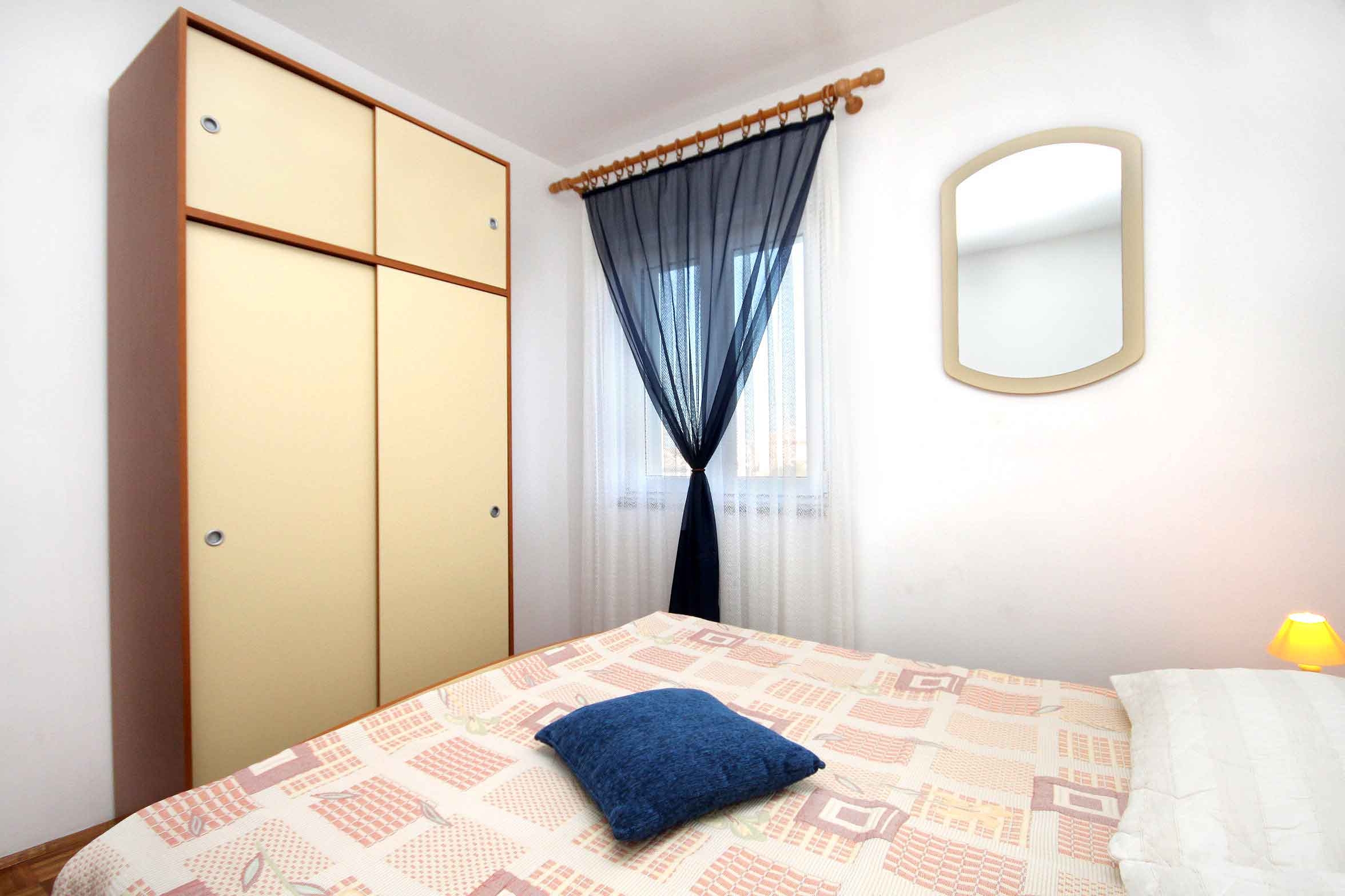 One bedroom apartment with terrace and sea view Novalja, Pag  A-a