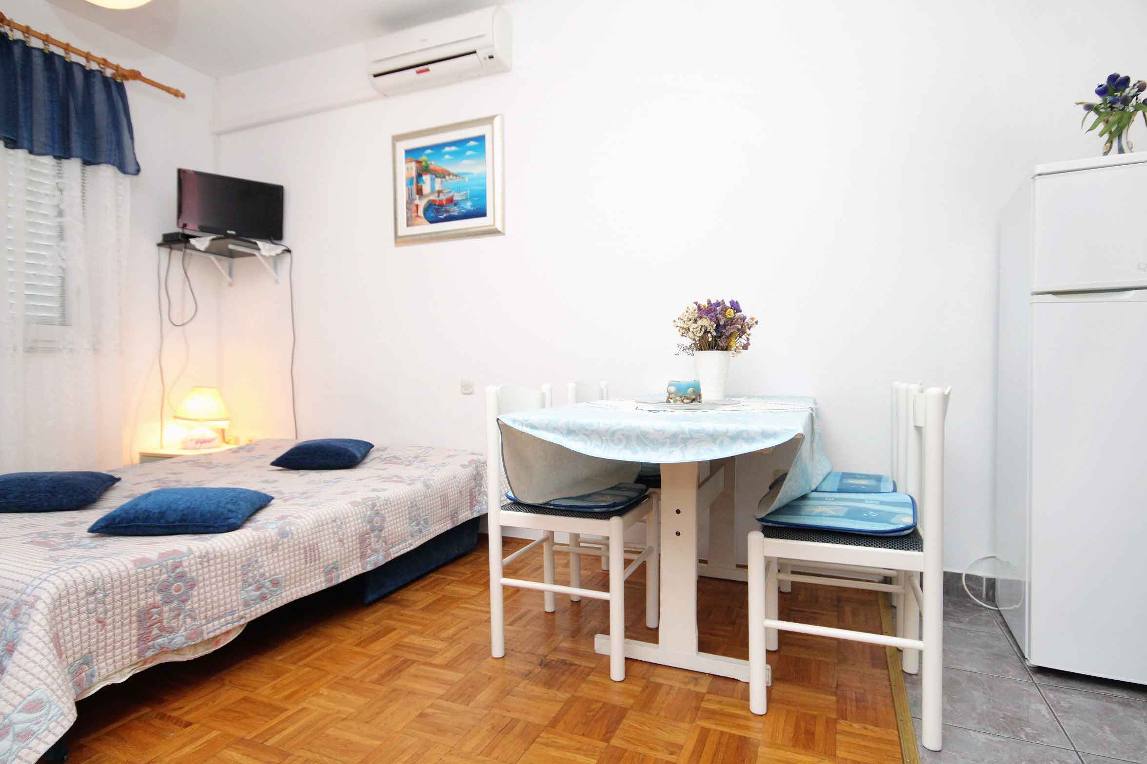 One bedroom apartment with terrace and sea view Novalja, Pag  A-a