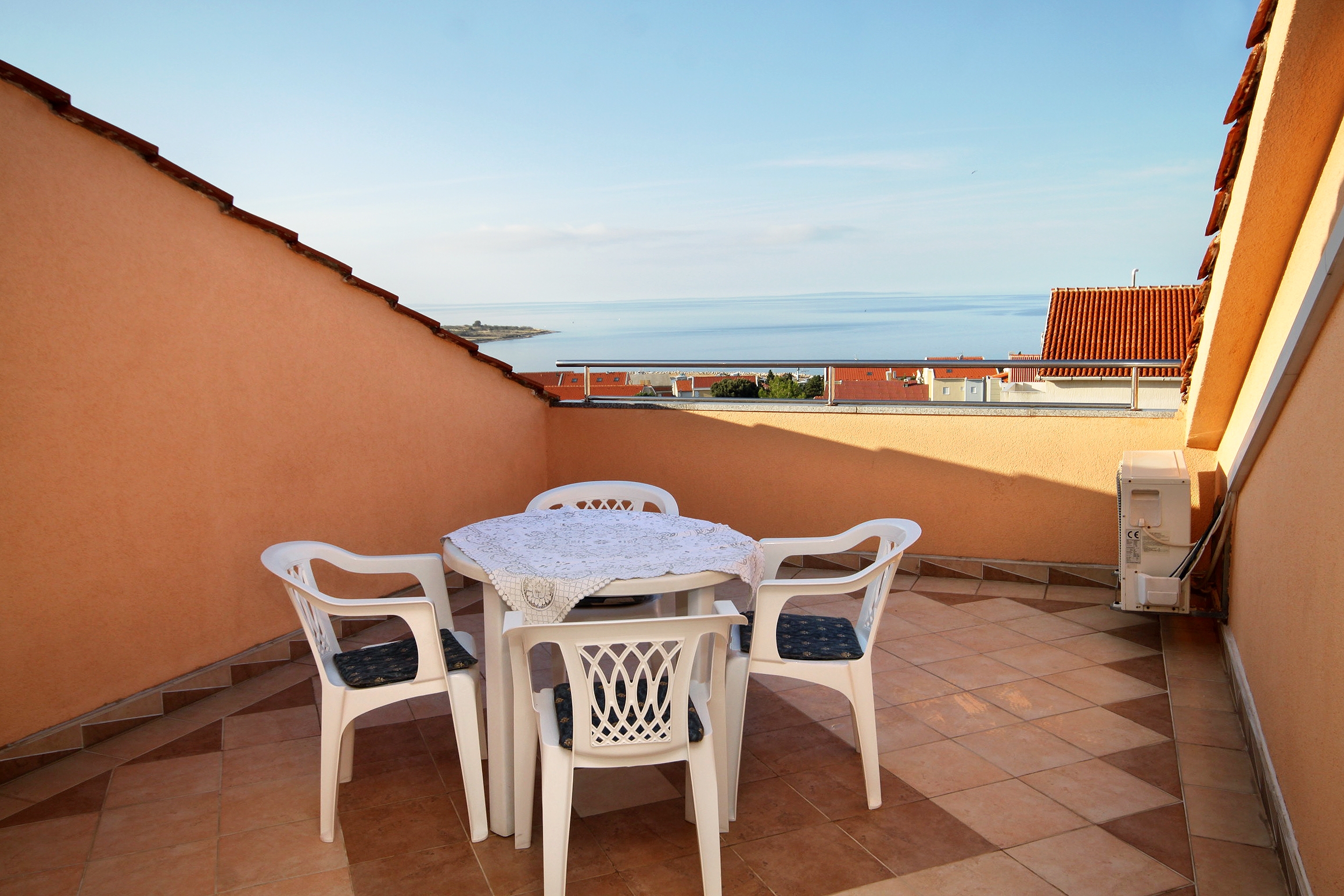 One bedroom apartment with terrace and sea view Novalja, Pag (A-9334-c)