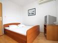 Novalja, Bedroom in the apartment, air condition available, (pet friendly) and WiFi.