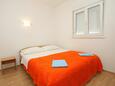 Спальня 2 Novalja, Спальня 2 в размещении типа apartment, WiFi.