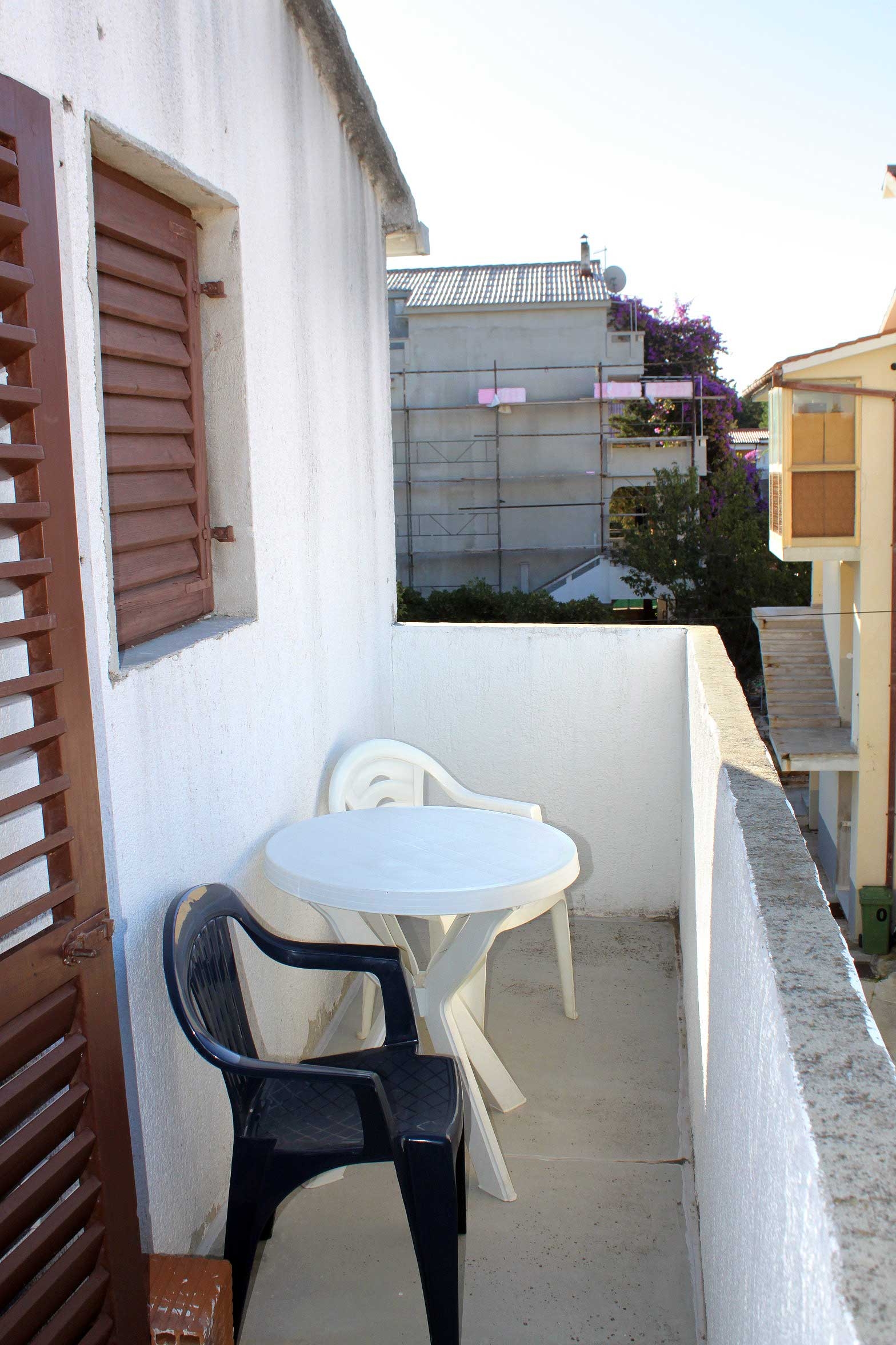 Three bedroom apartment with balcony Novalja, Pag  A-b