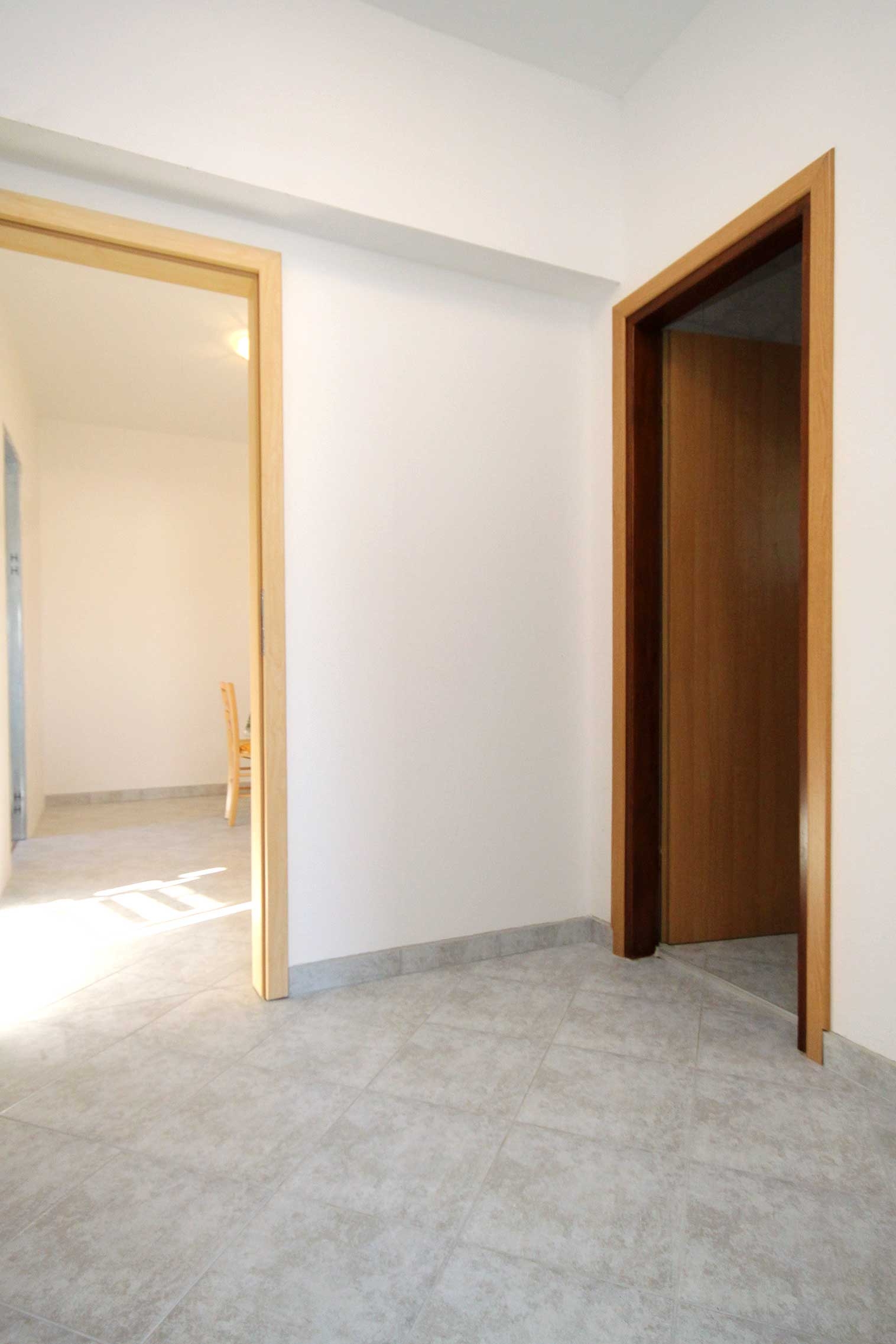 Three bedroom apartment with balcony Novalja, Pag  A-b