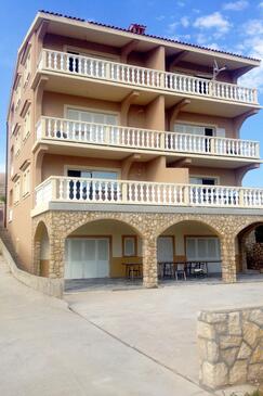 Property Vidalići, Pag, Property 9351 - Apartments near sea with pebble beach.