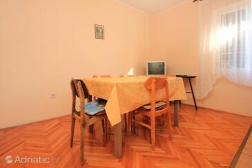 Dining room Stara Novalja, Dining room in the apartment, WIFI.