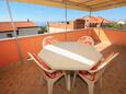 Mandre, Terraza in the apartment, with a sea view y WiFi.