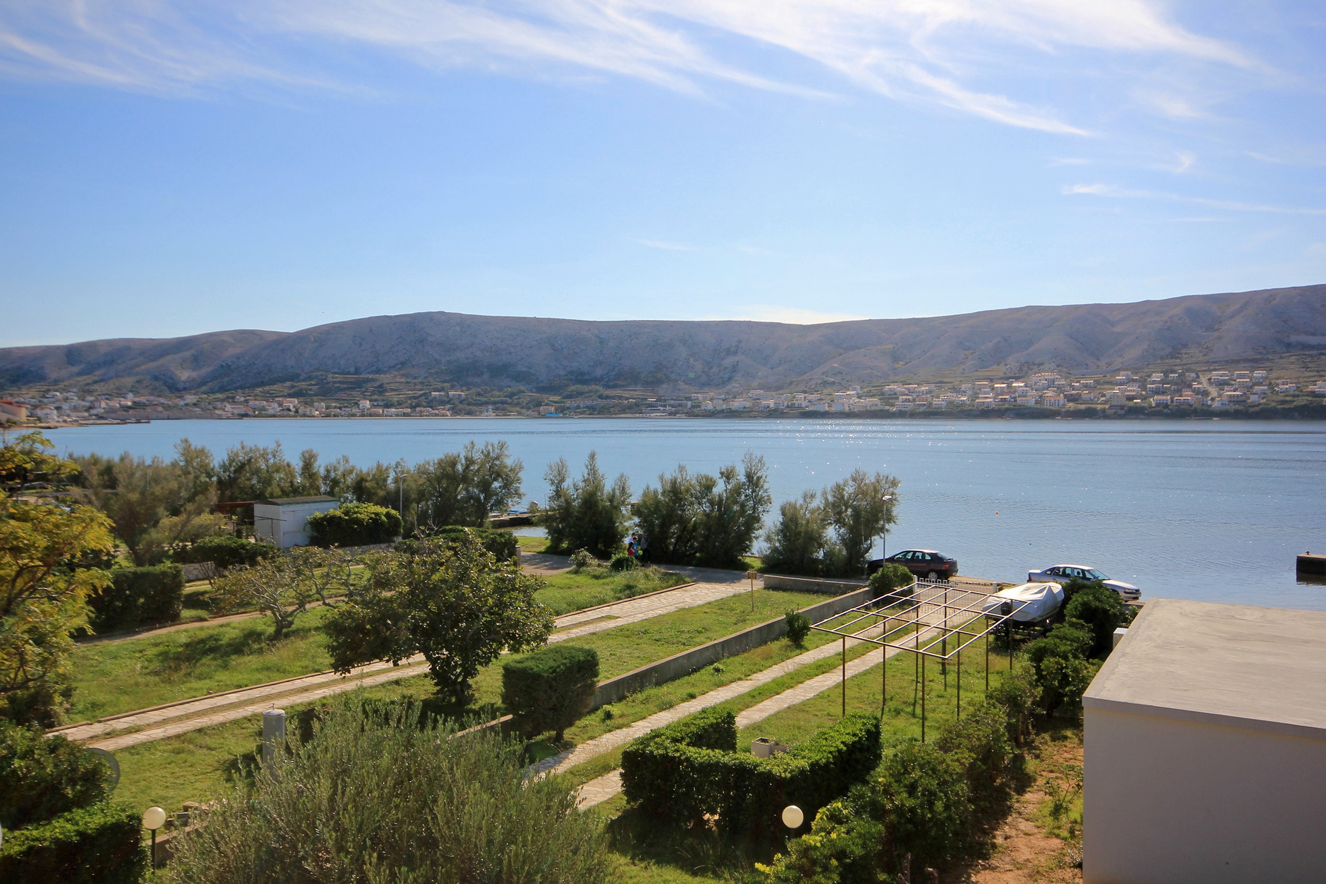 Three bedroom apartment near beach Pag  A-a