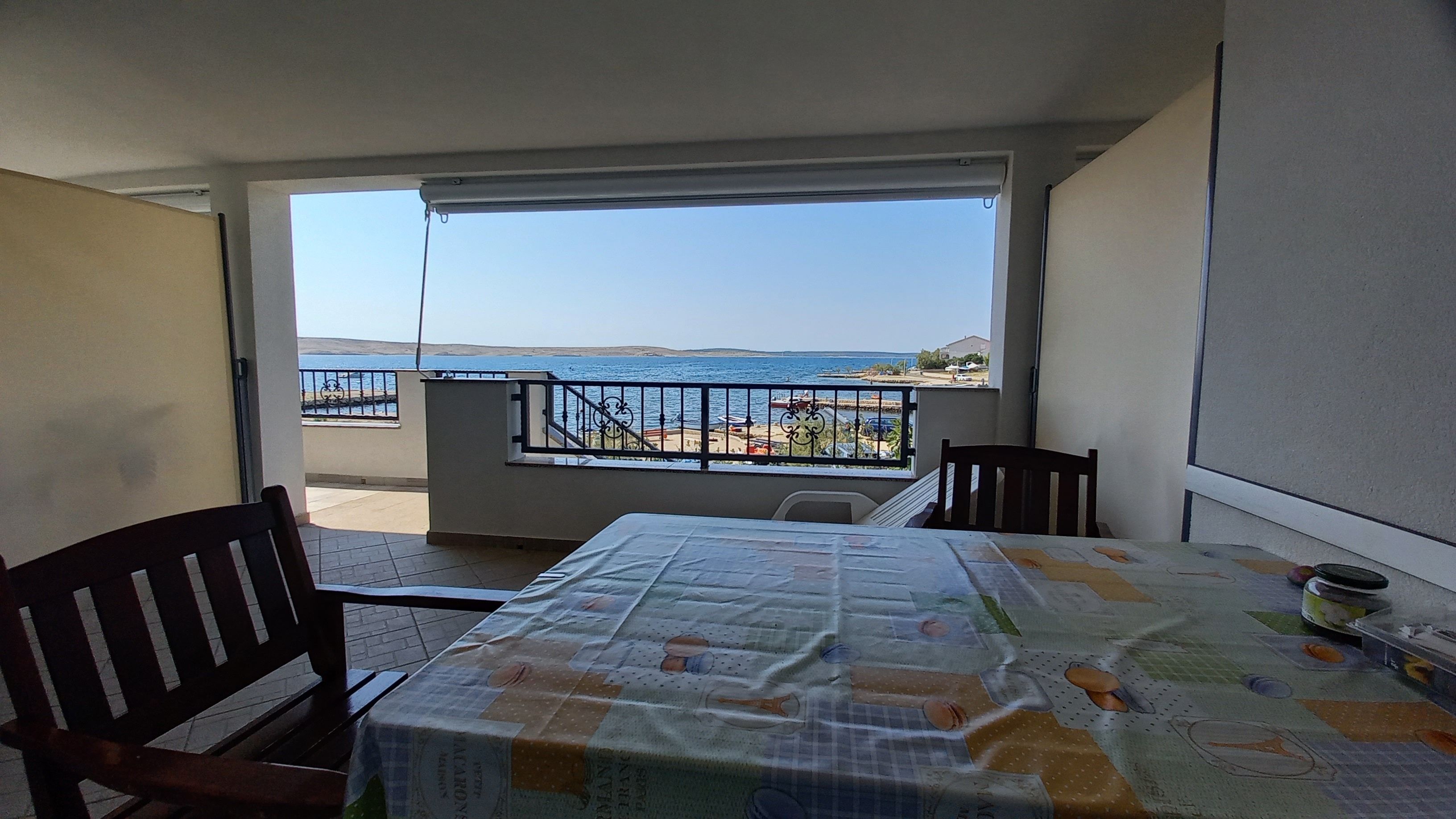 Two bedroom apartment near beach Kustići, Pag (A-9360-c) Two bedroom apartment near beach Kustići, Pag (A-9360-c)