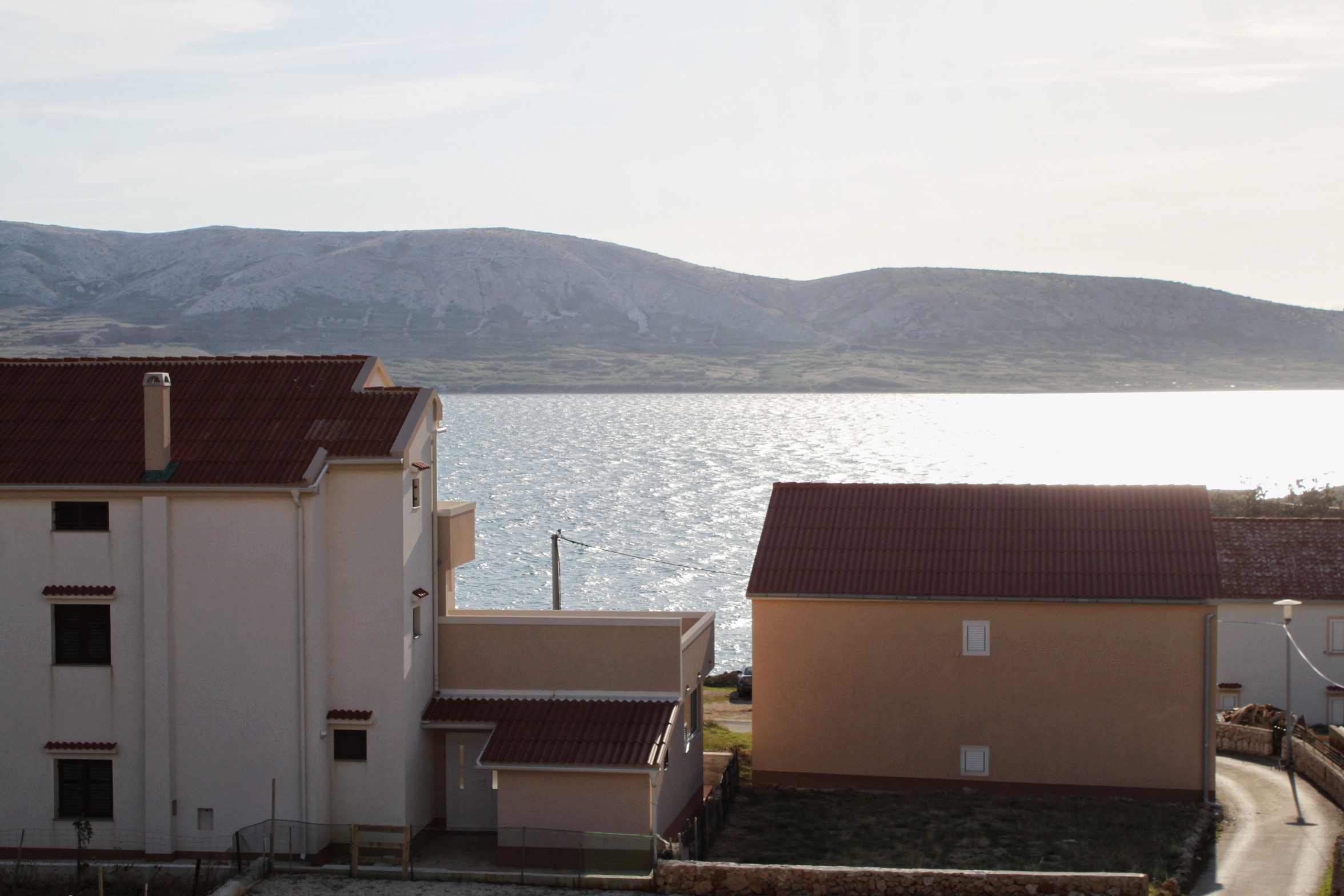 One bedroom apartment with terrace and sea view Zubovići, Pag  A-a