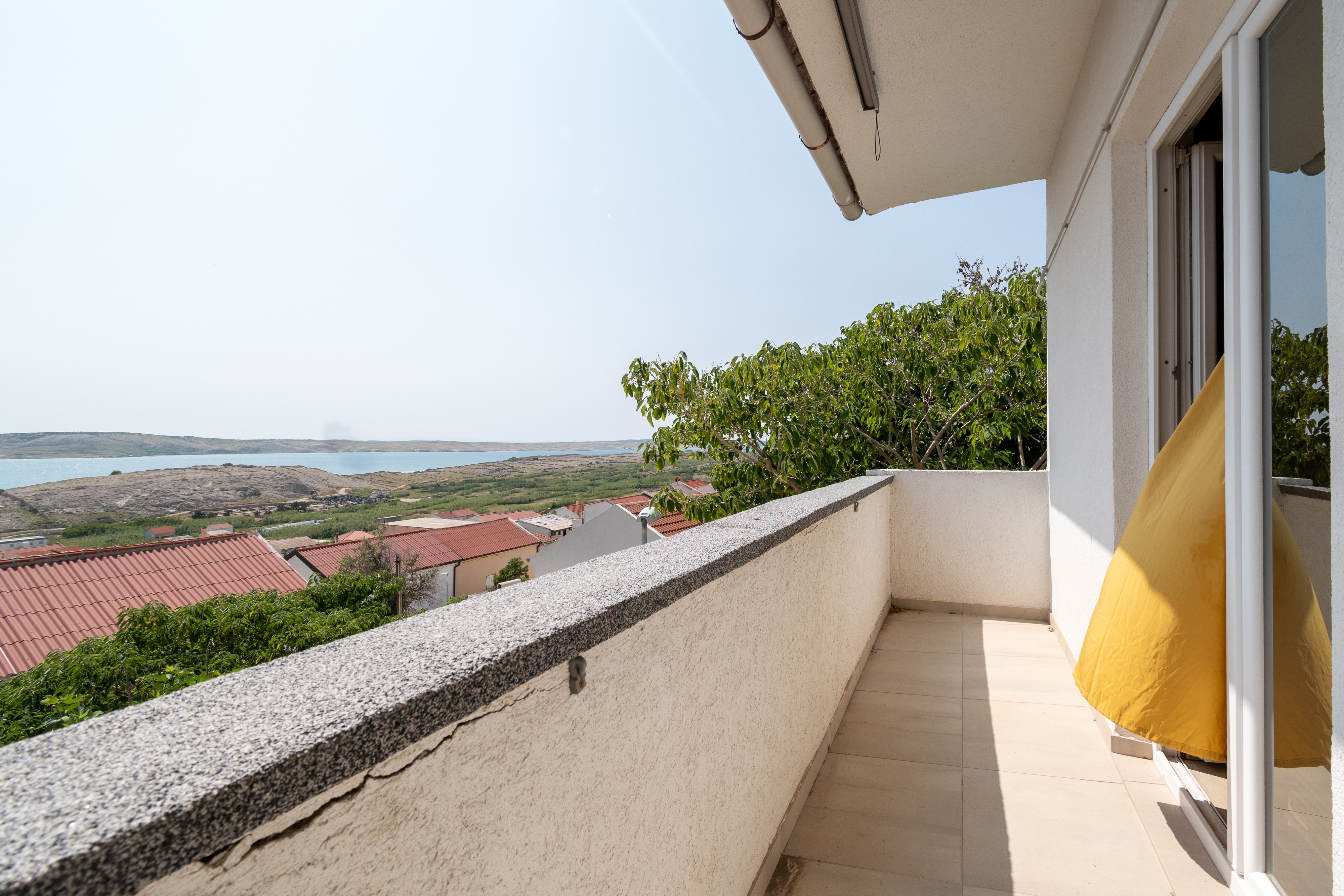 Two bedroom apartment with balcony and sea view Zubovići, Pag  A-c