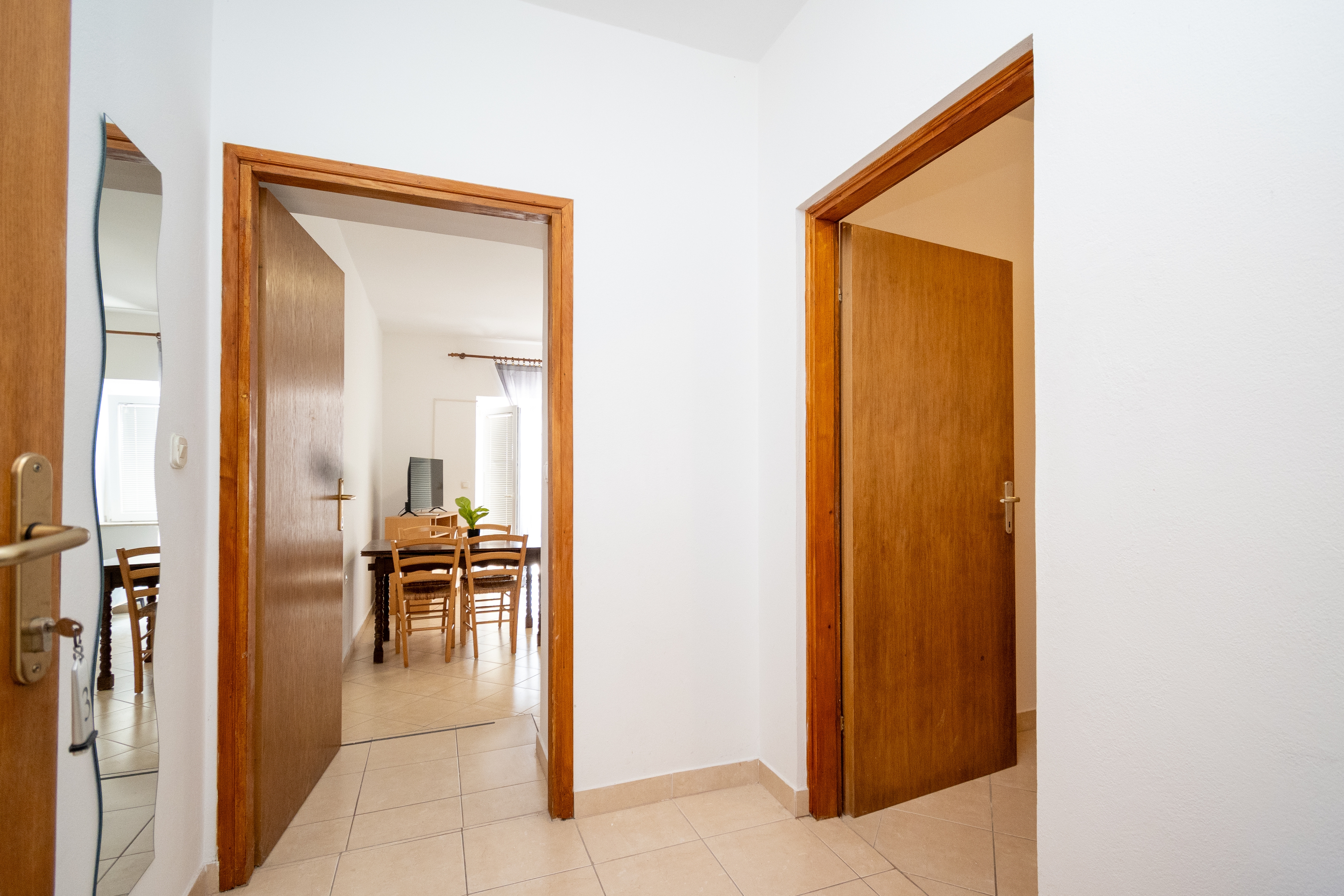 Two bedroom apartment with terrace and sea view Zubovići, Pag  A-d