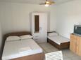 Ložnice 1 Stara Novalja, Ložnice 1 v ubytování typu apartment, domácí mazlíčci povoleni a WiFi.