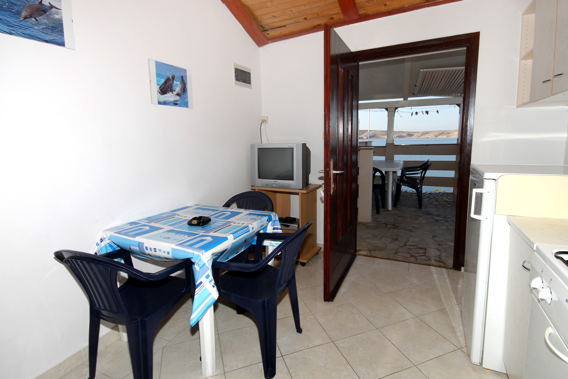 Two bedroom apartment near beach Kustići, Pag (A-9381-e)