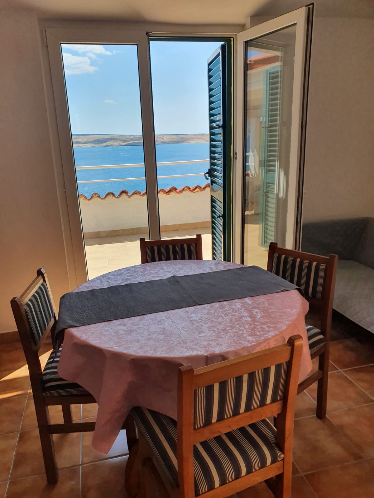 Two bedroom apartment with terrace and sea view Vidalići, Pag (A-9393-b)