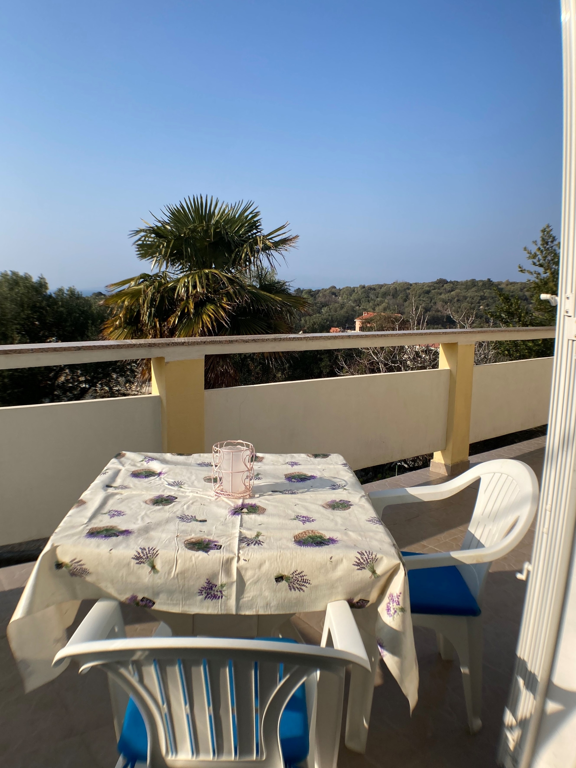 Three bedroom apartment with terrace and sea view Lun, Pag  A-a