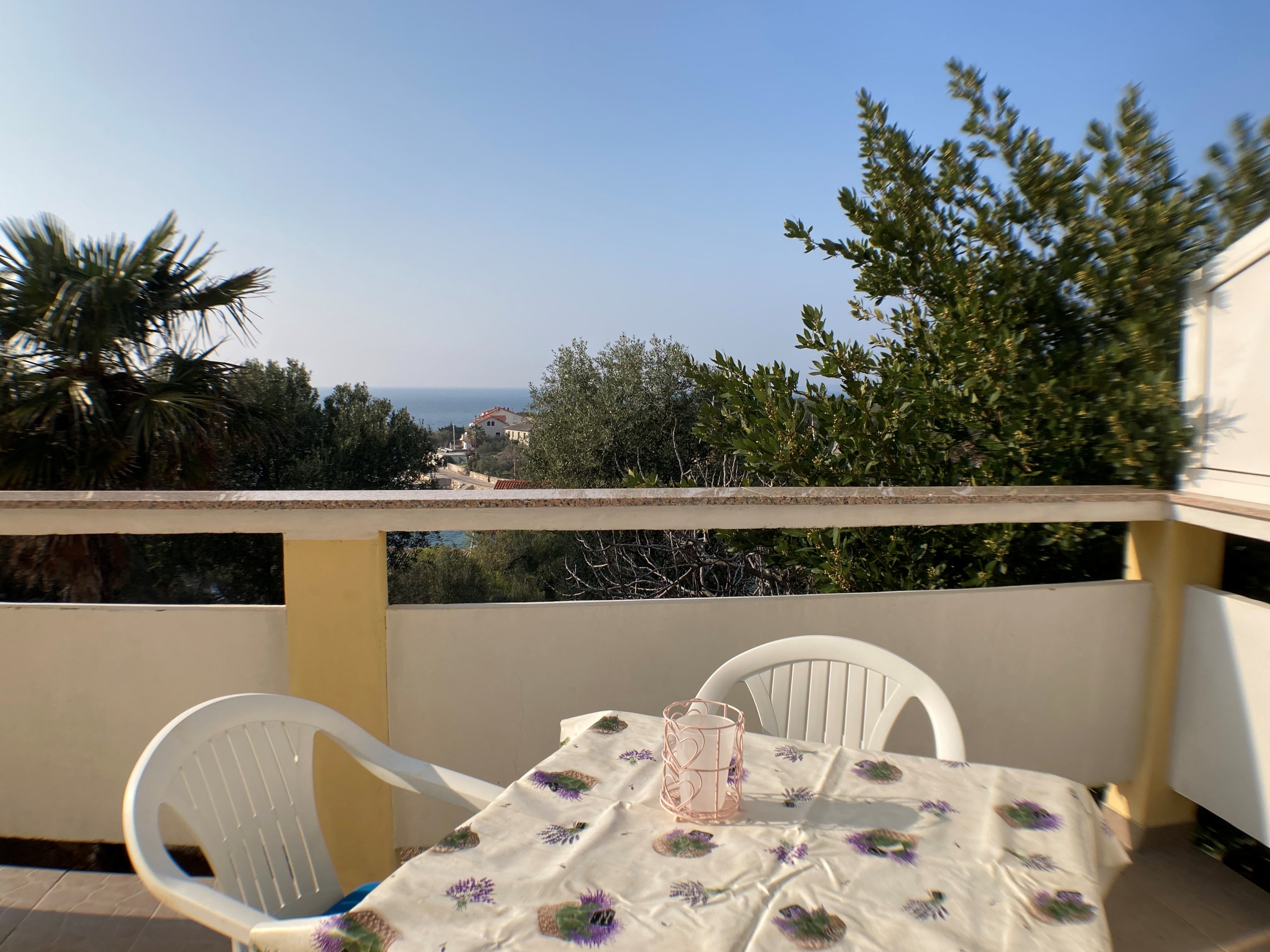 Three bedroom apartment with terrace and sea view Lun, Pag  A-a