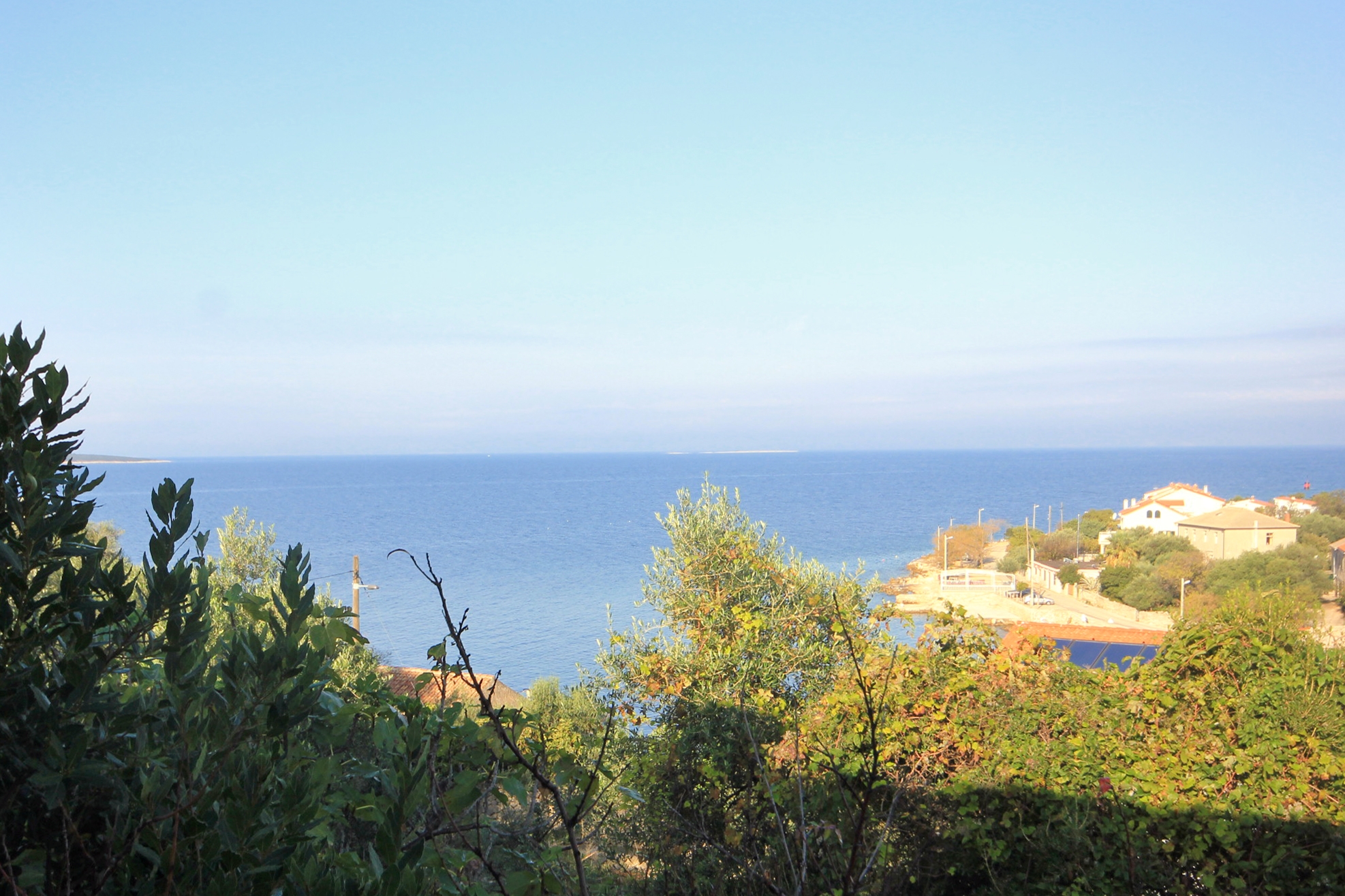 Two bedroom apartment with balcony and sea view Lun, Pag  A-b