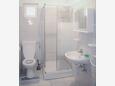 Bathroom Lun, Bathroom in the apartment, (pet friendly) and WiFi.