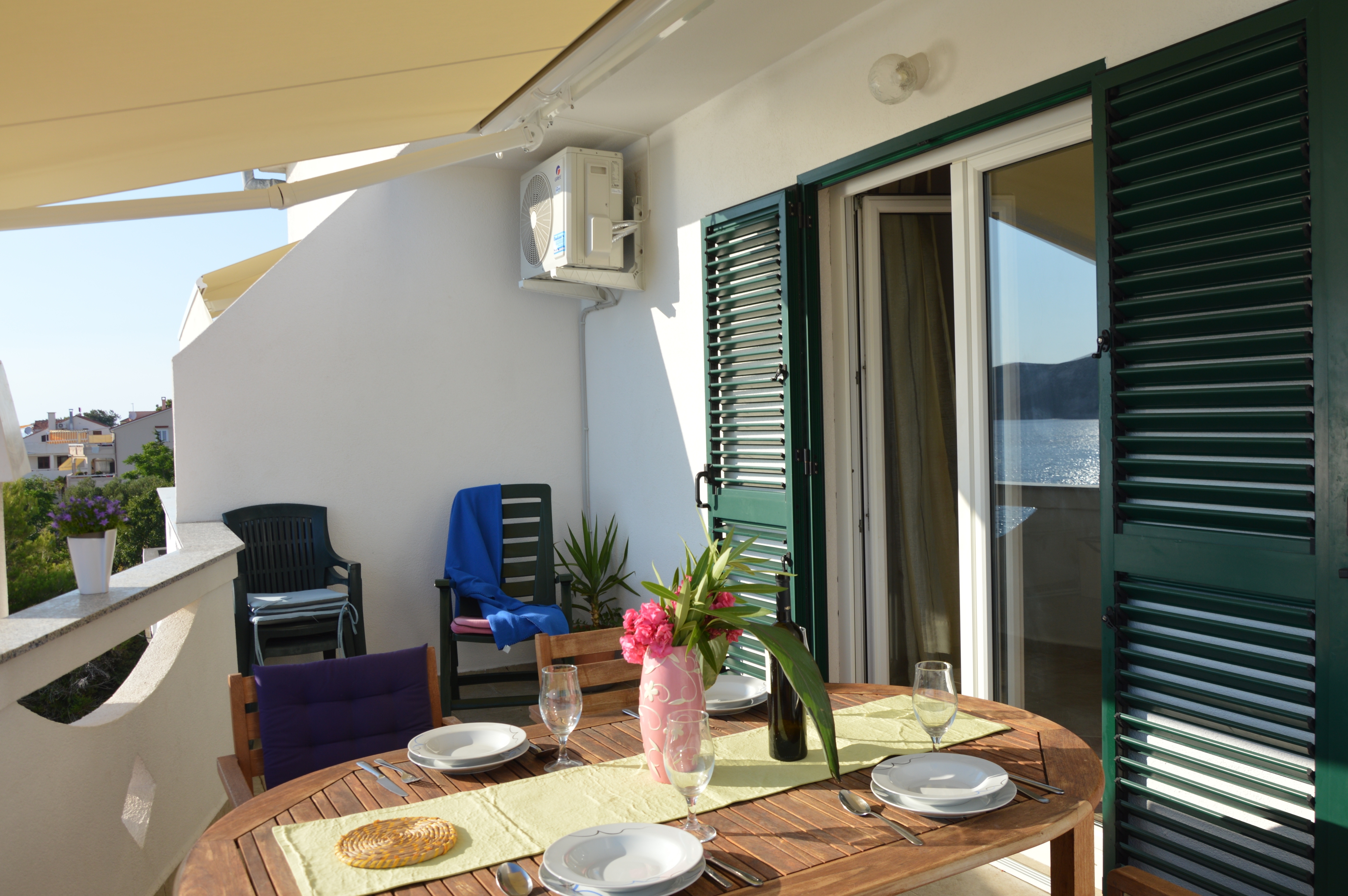 Two bedroom apartment near beach Stara Novalja, Pag  A-a