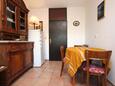 Dining room Arbanija, Dining room in the apartment, (pet friendly) and WiFi.