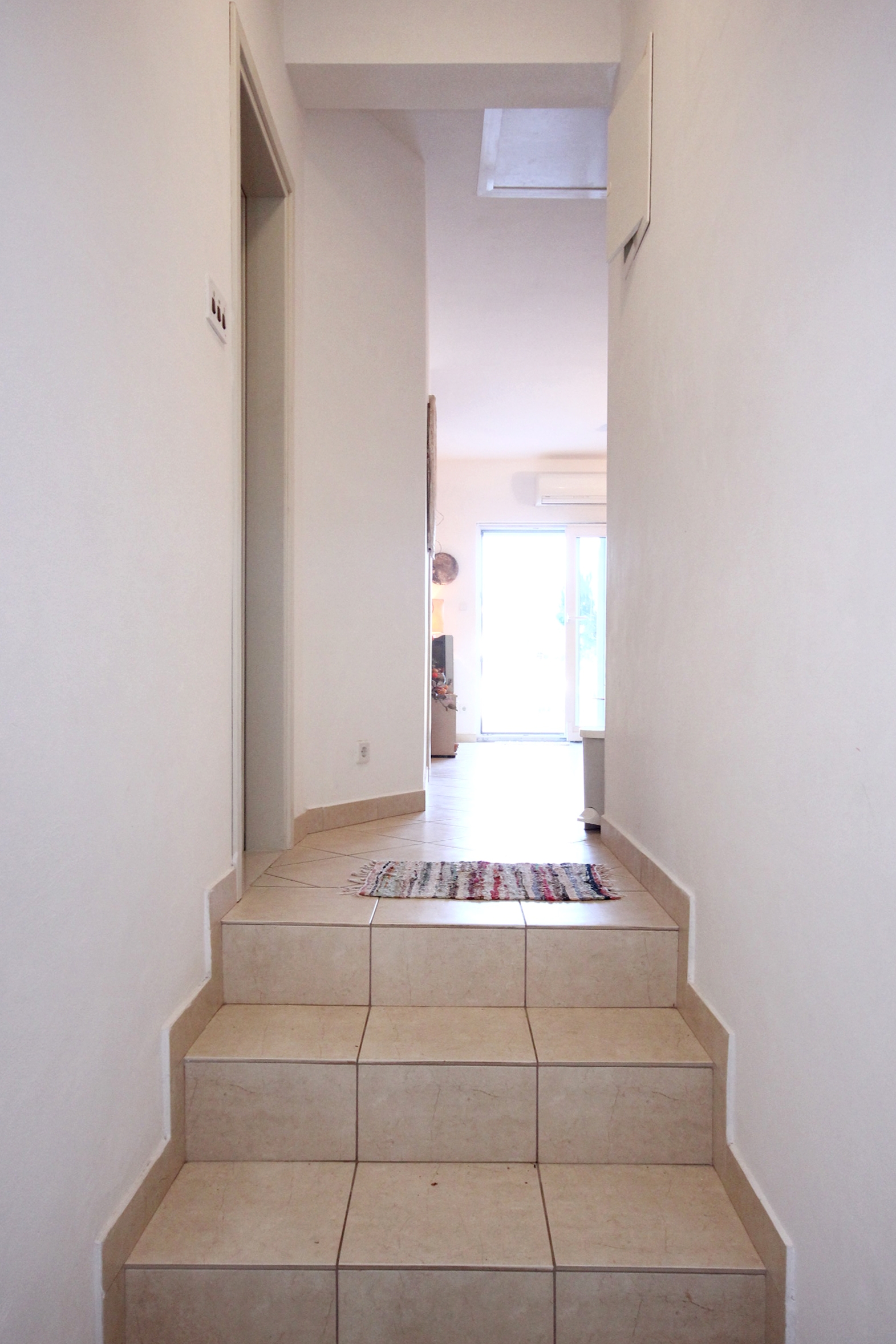 Two bedroom apartment near beach Mavarštica, Čiovo  A-a