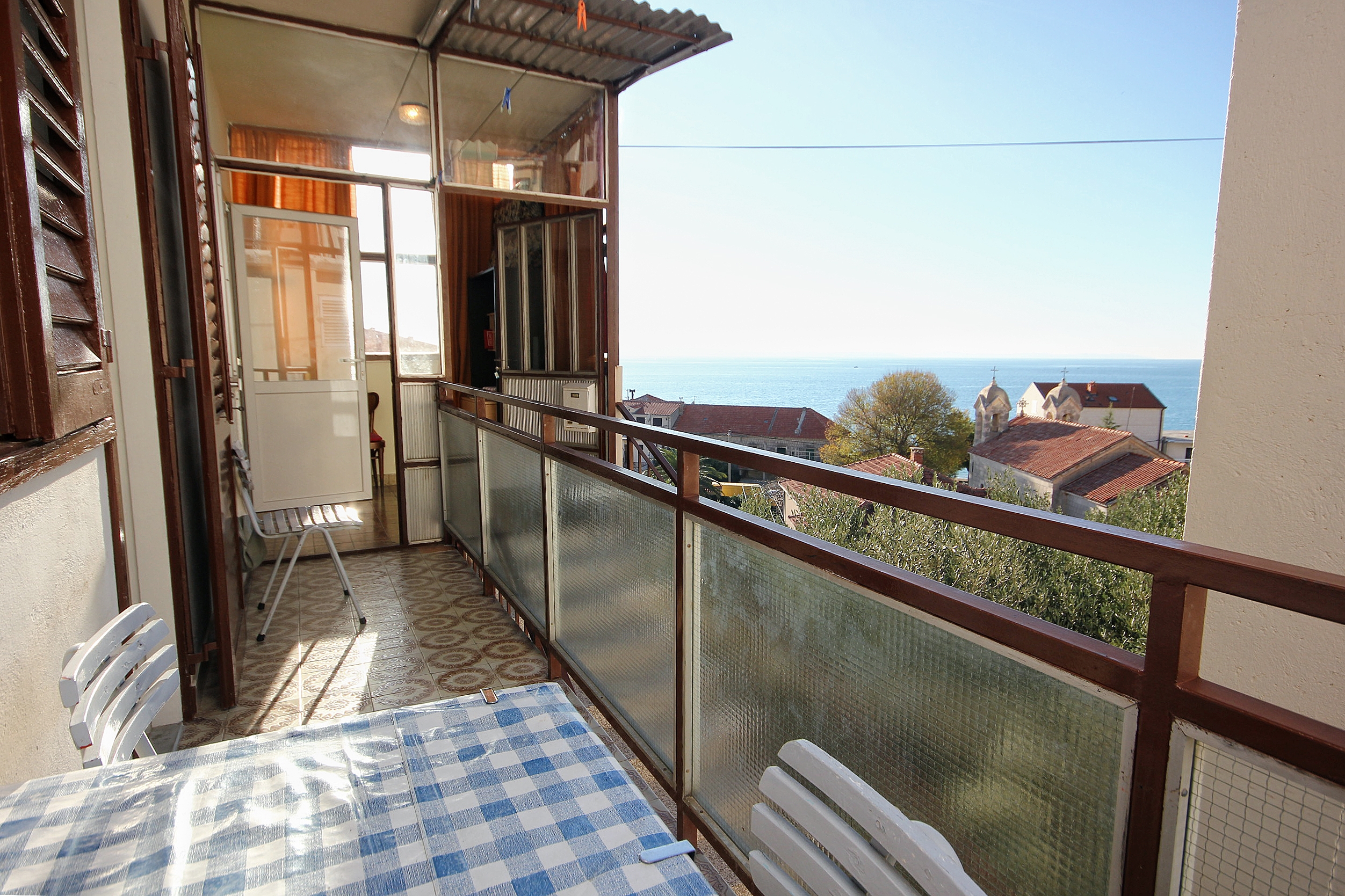 Two bedroom apartment with balcony and sea view Sumpetar, Omiš  A-a