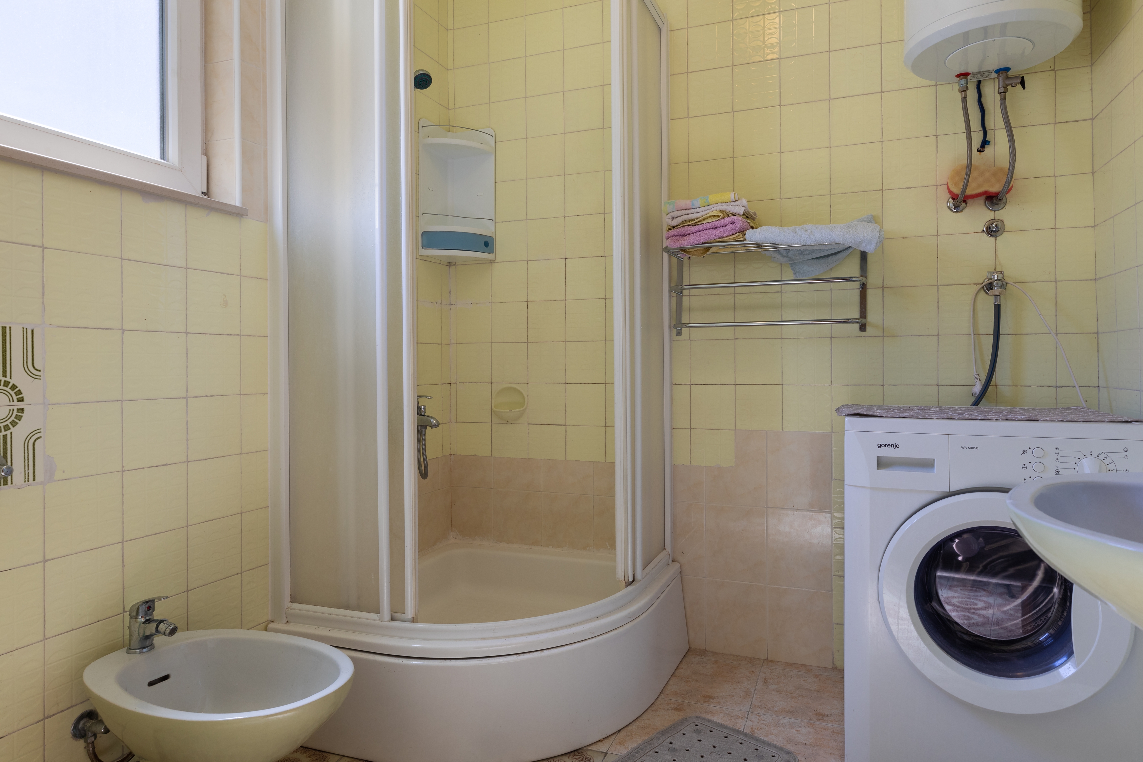 Two bedroom apartment with balcony and sea view Sumpetar, Omiš  A-a