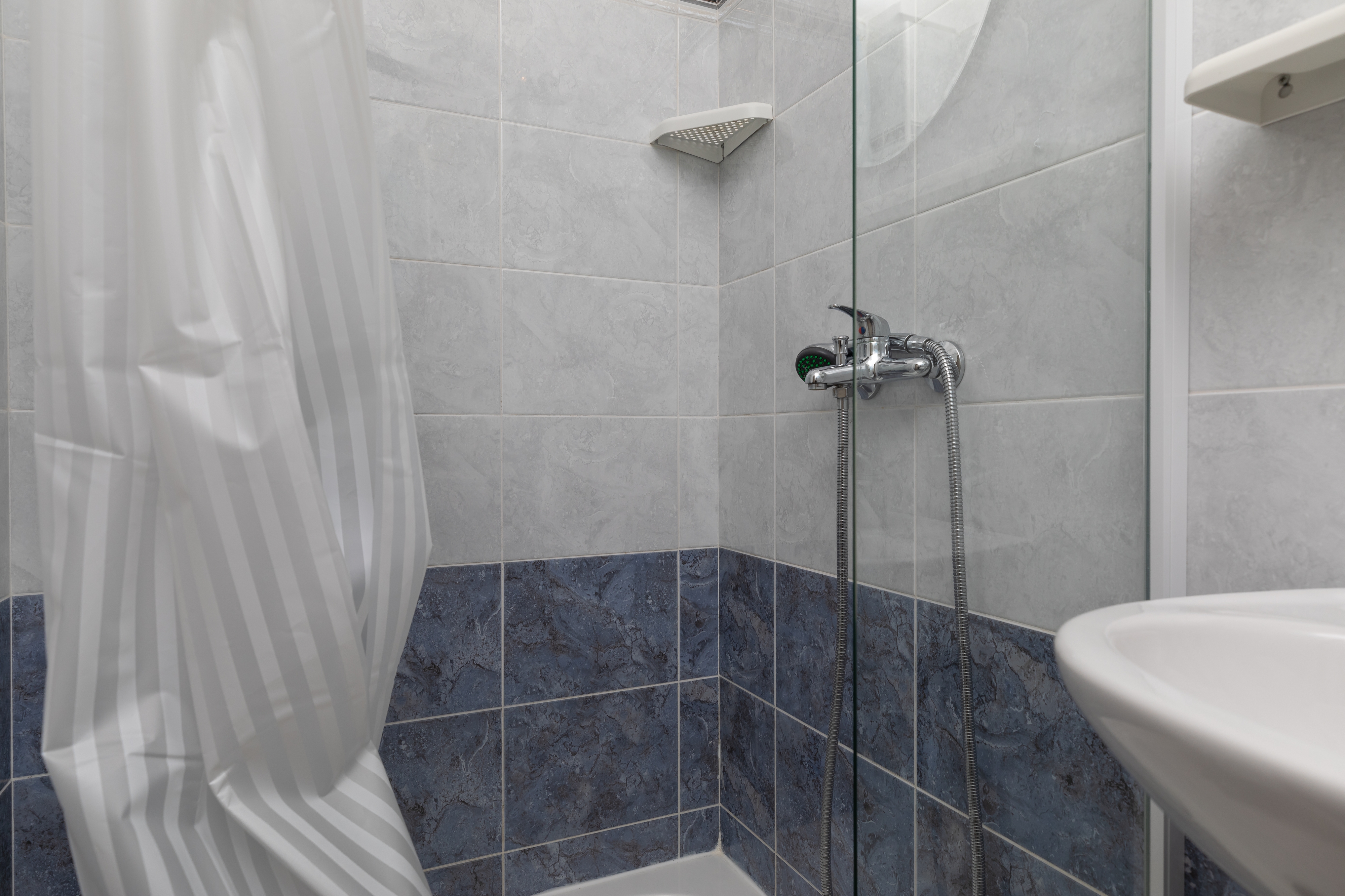 Four bedroom apartment with terrace and sea view Sumpetar, Omiš  A-a