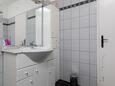 Sumpetar, Bathroom 1 in the apartment, WiFi.