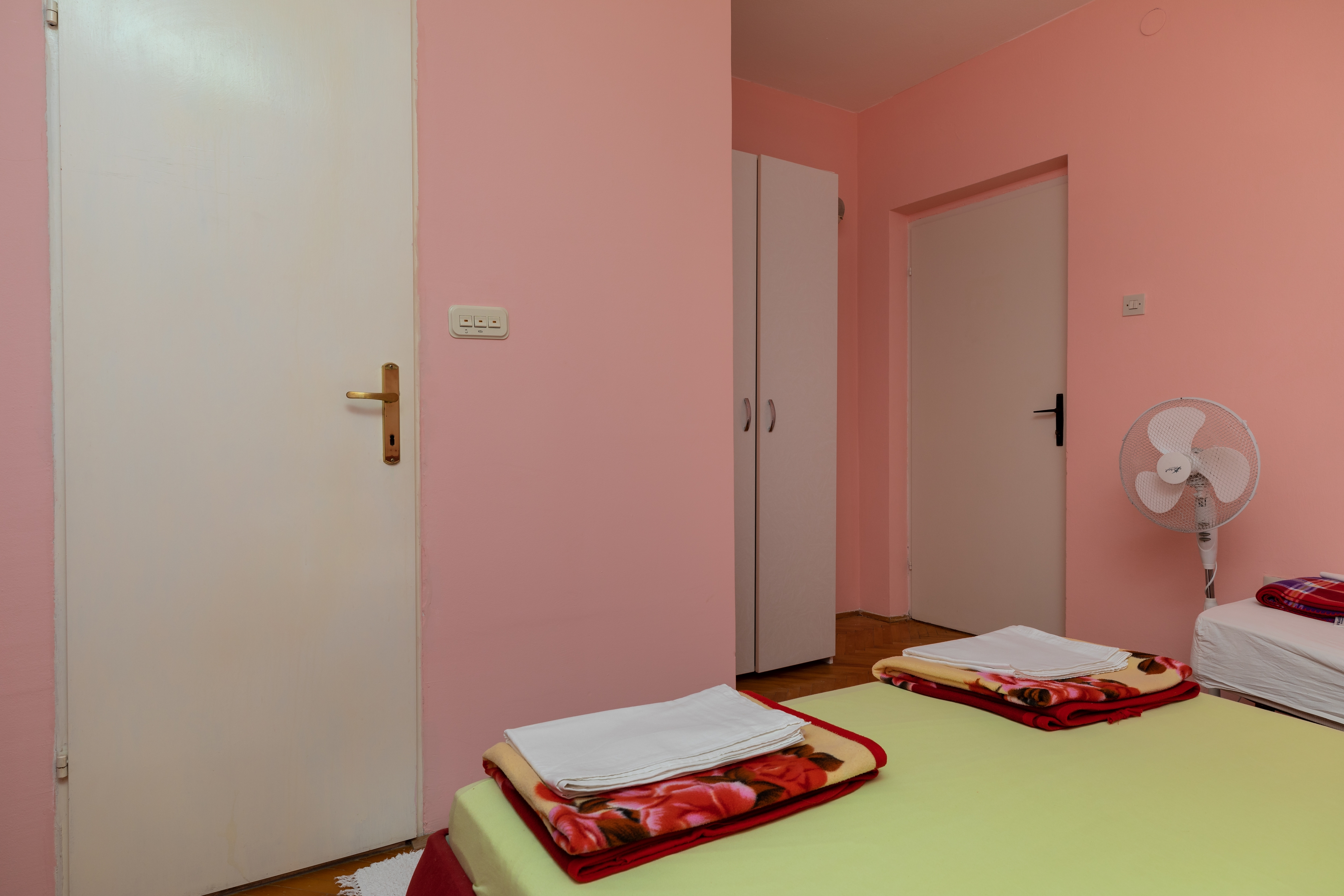 Four bedroom apartment with terrace and sea view Sumpetar, Omiš  A-a