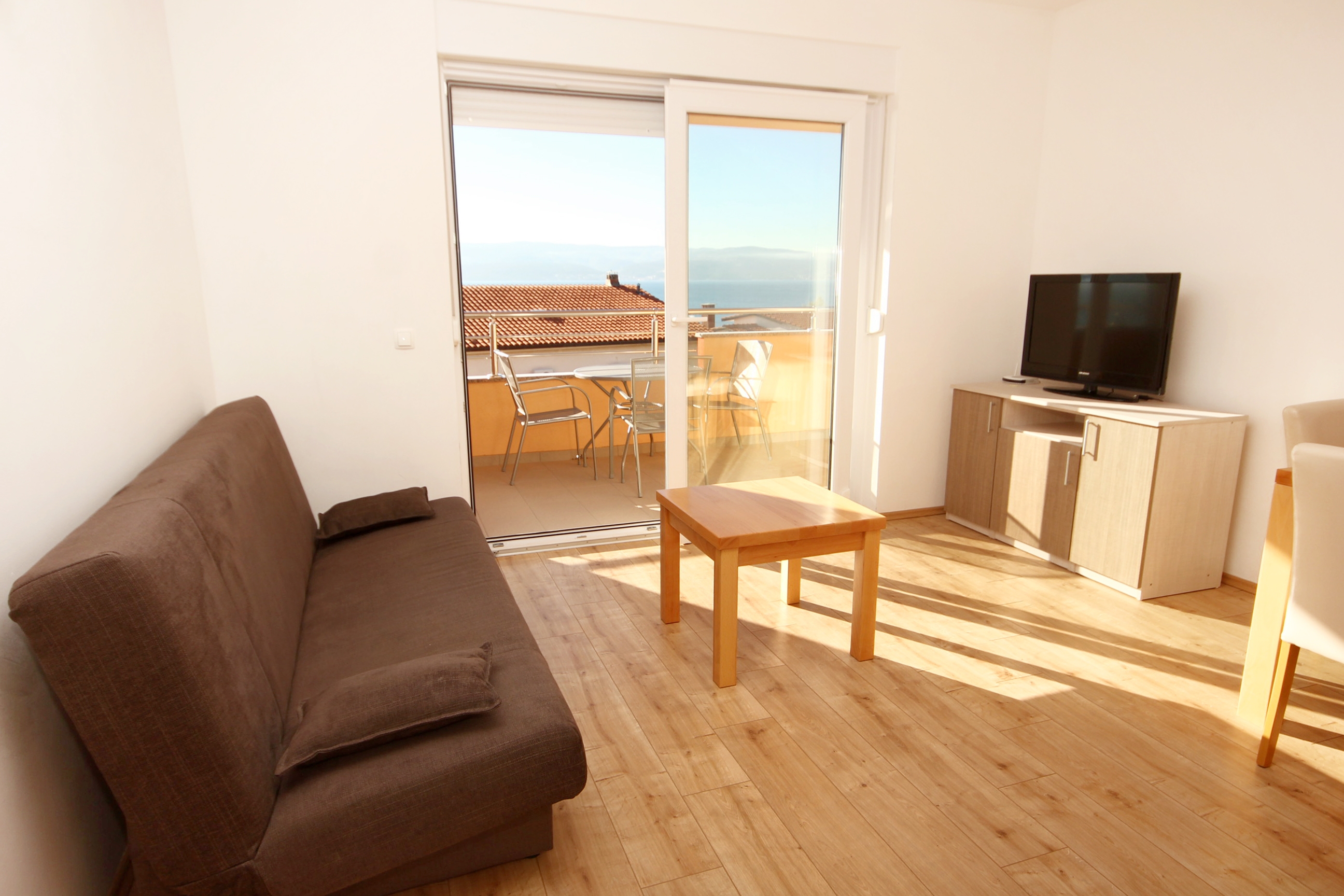 One bedroom apartment with terrace and sea view Duće, Omiš (A-9437-f)